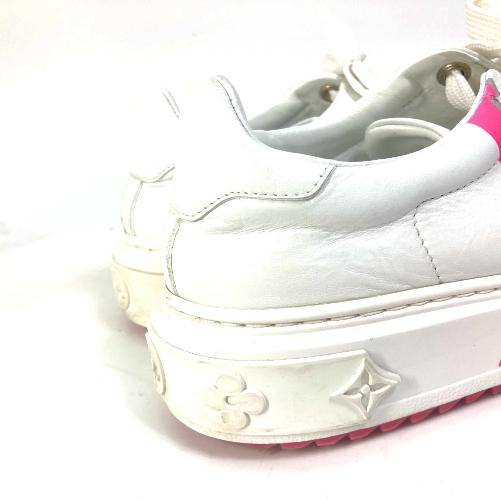 Louis Vuitton Pink White Sneakers (Pre-Owned)