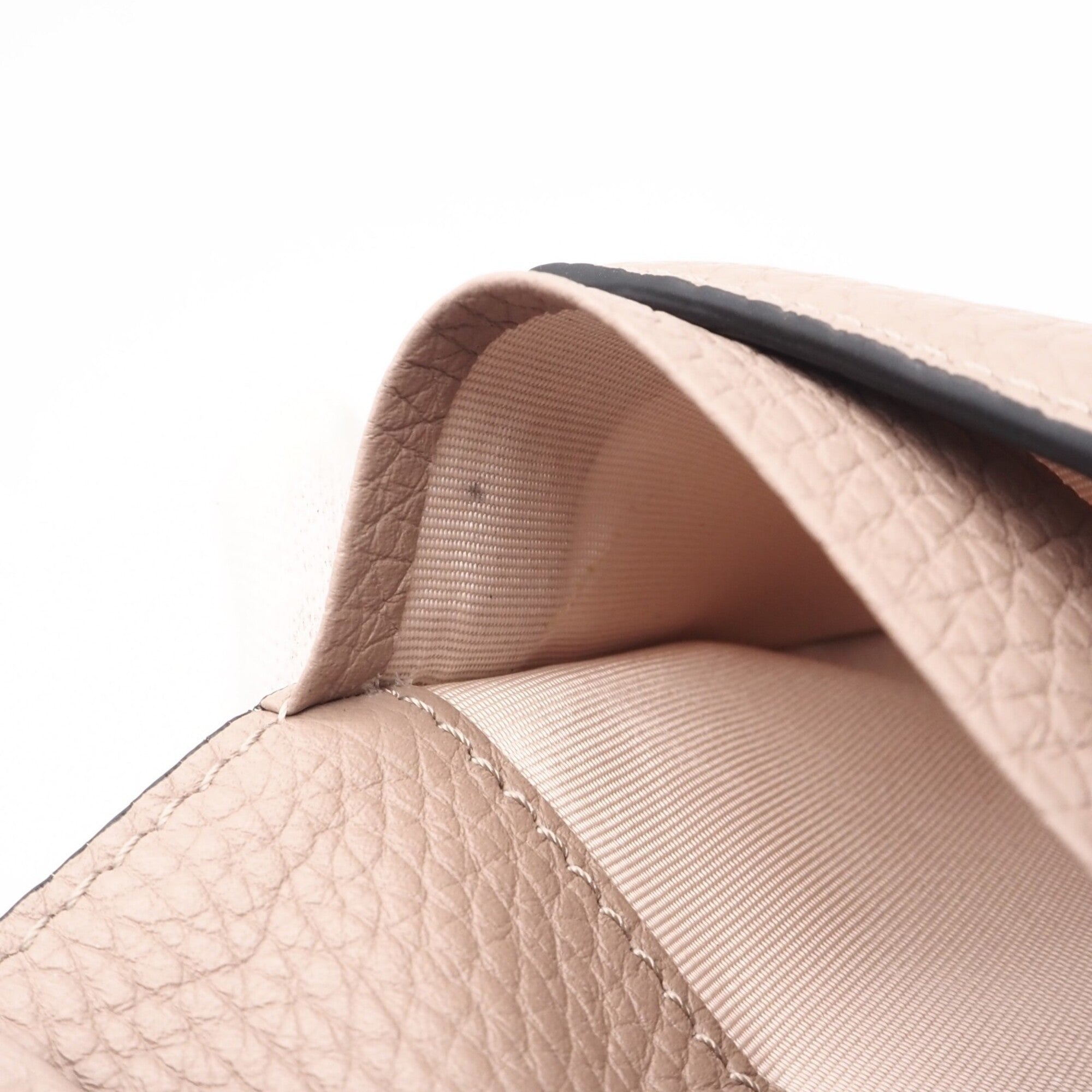 Valentino Beige Leather Wallet (Bi-Fold) (Pre-Owned)