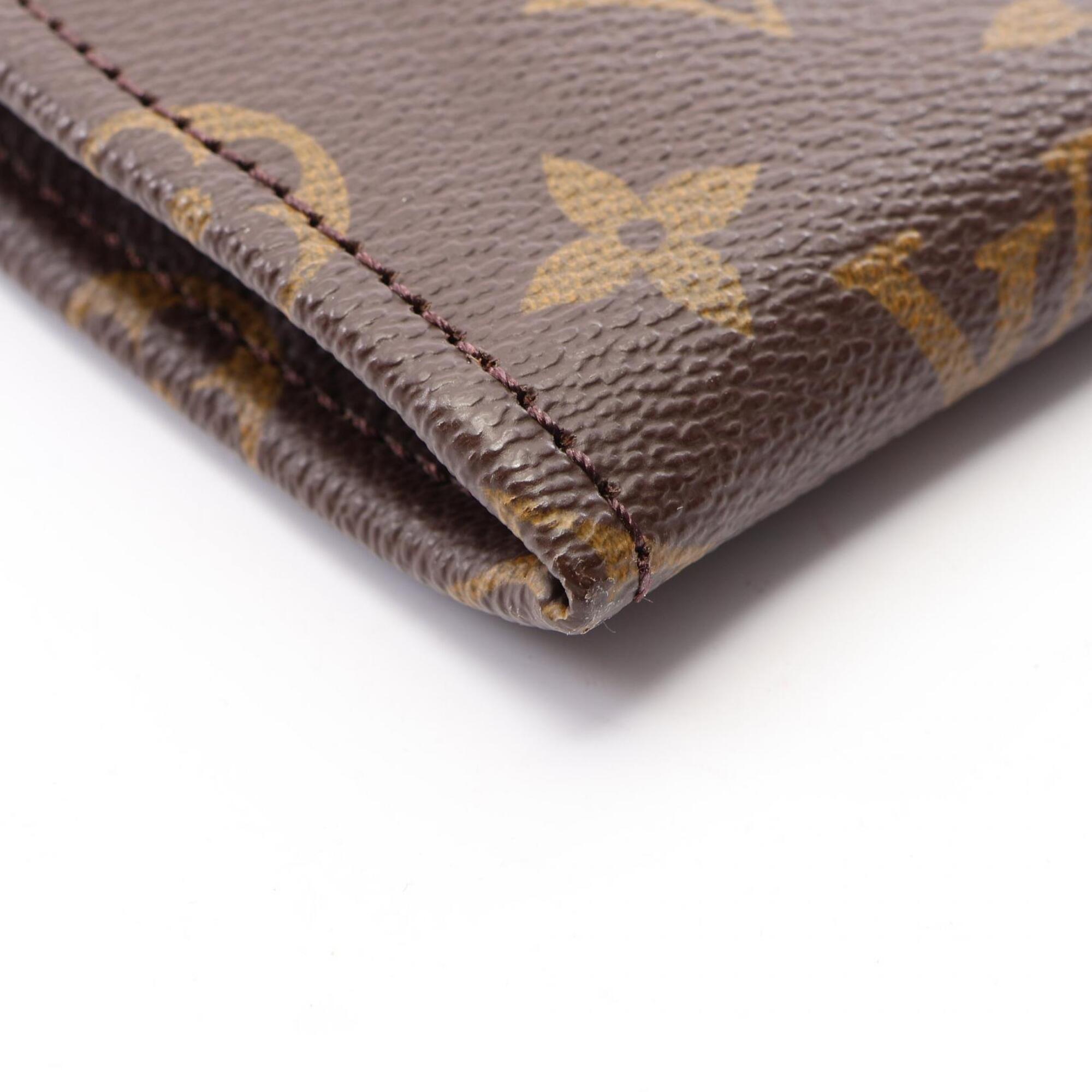 Louis Vuitton Brown Coated Canvas Clutch Bag Handbag (Pre-Owned)