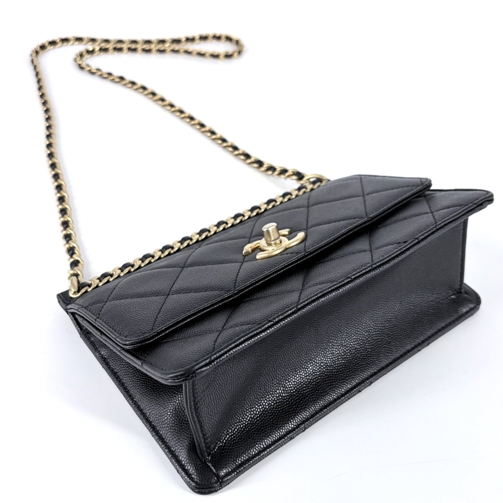 Chanel Black White Grained Calfskin Shoulder Bag (Pre-Owned)