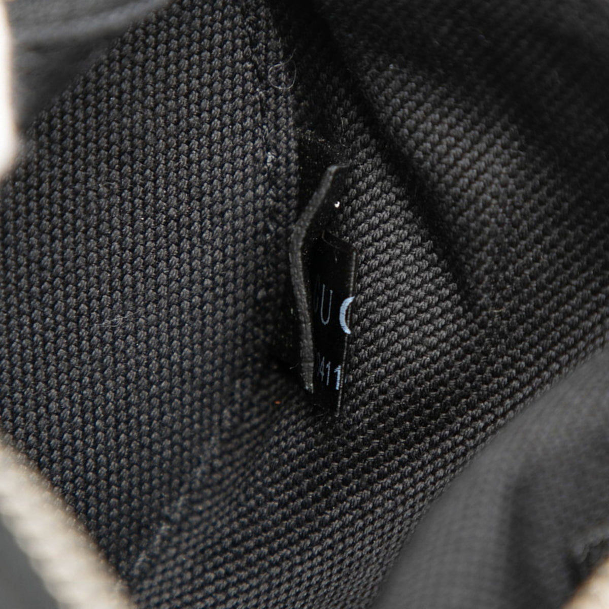 Gucci Black Leather Shoulder Bag (Pre-Owned)