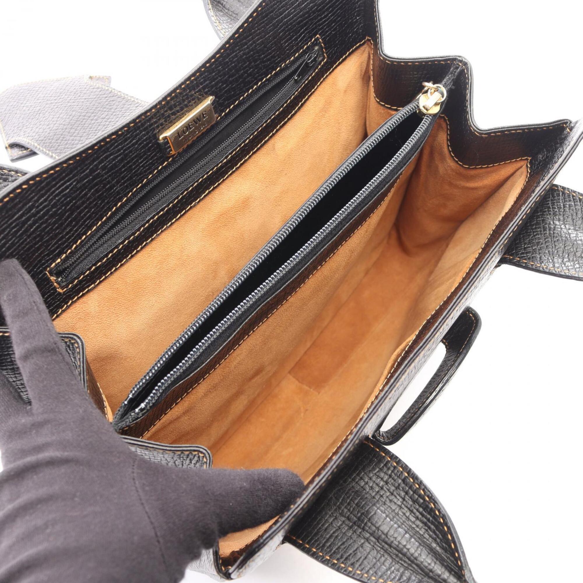 Loewe Black Leather Handbag Shoulder Bag (Pre-Owned)