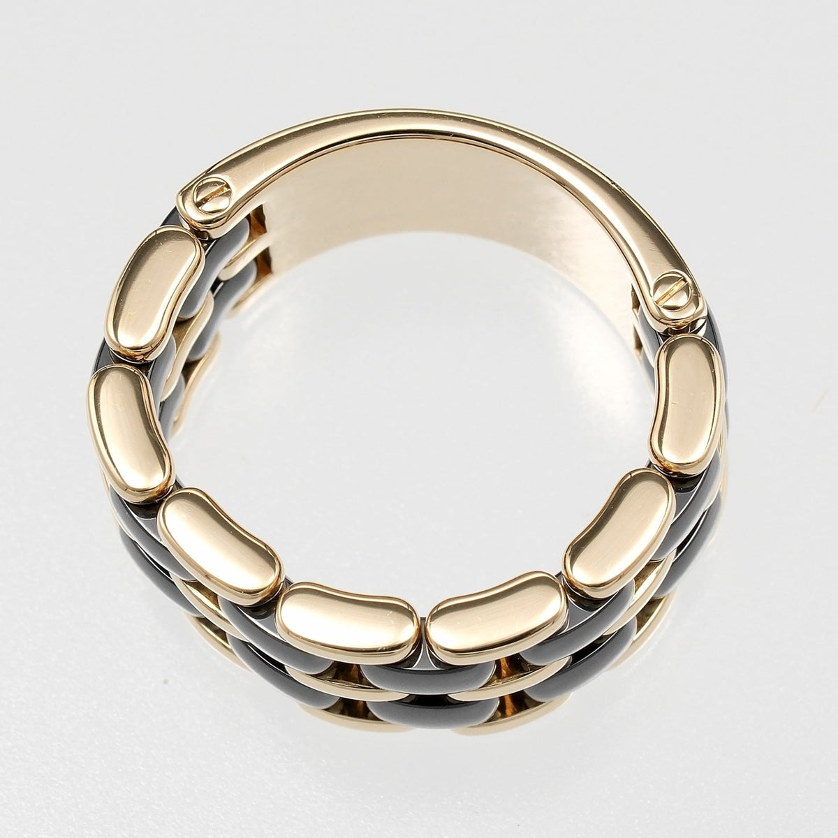 Chanel Yellow Gold Yellow Gold (18K) Band Ring (Pre-Owned)