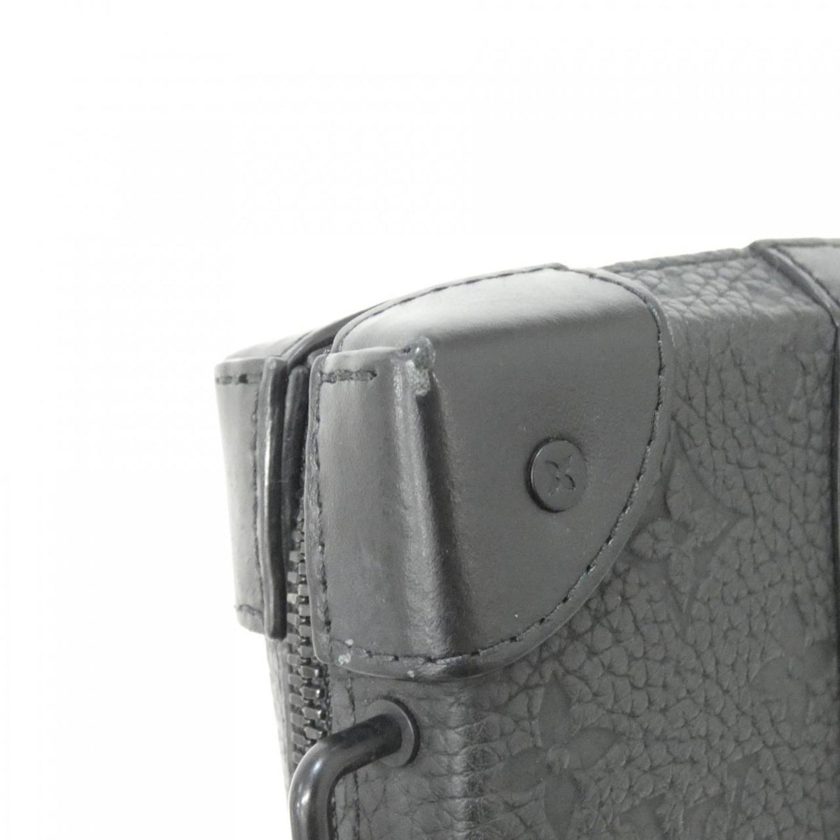 Louis Vuitton Taurillon Black Leather Shoulder Bag (Pre-Owned)