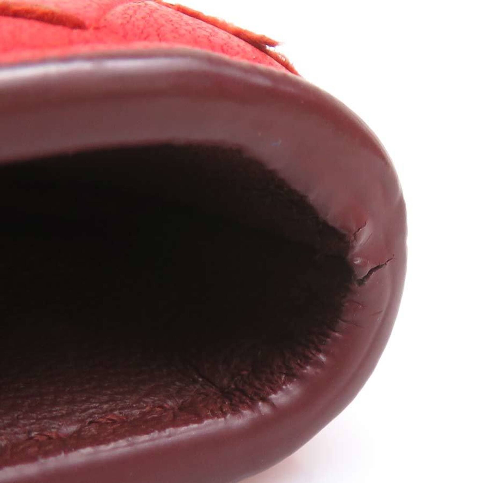 Bottega Veneta Red Color Intrecciato Clutch Bag (Pre-Owned)