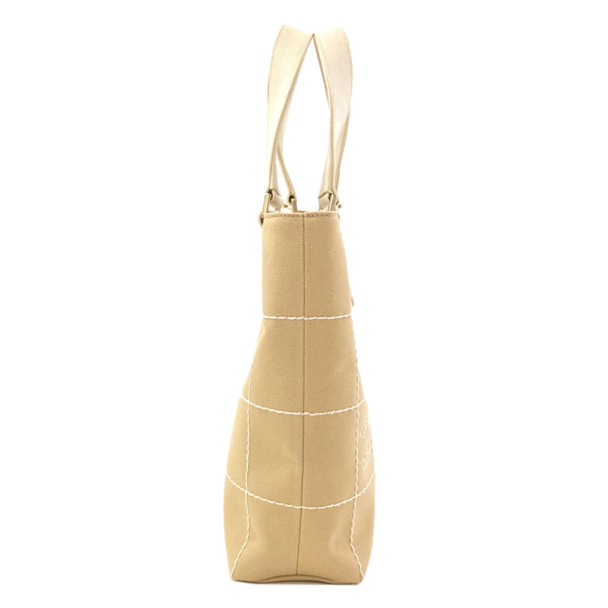 Chanel Beige Canvas Handbag (Pre-Owned)