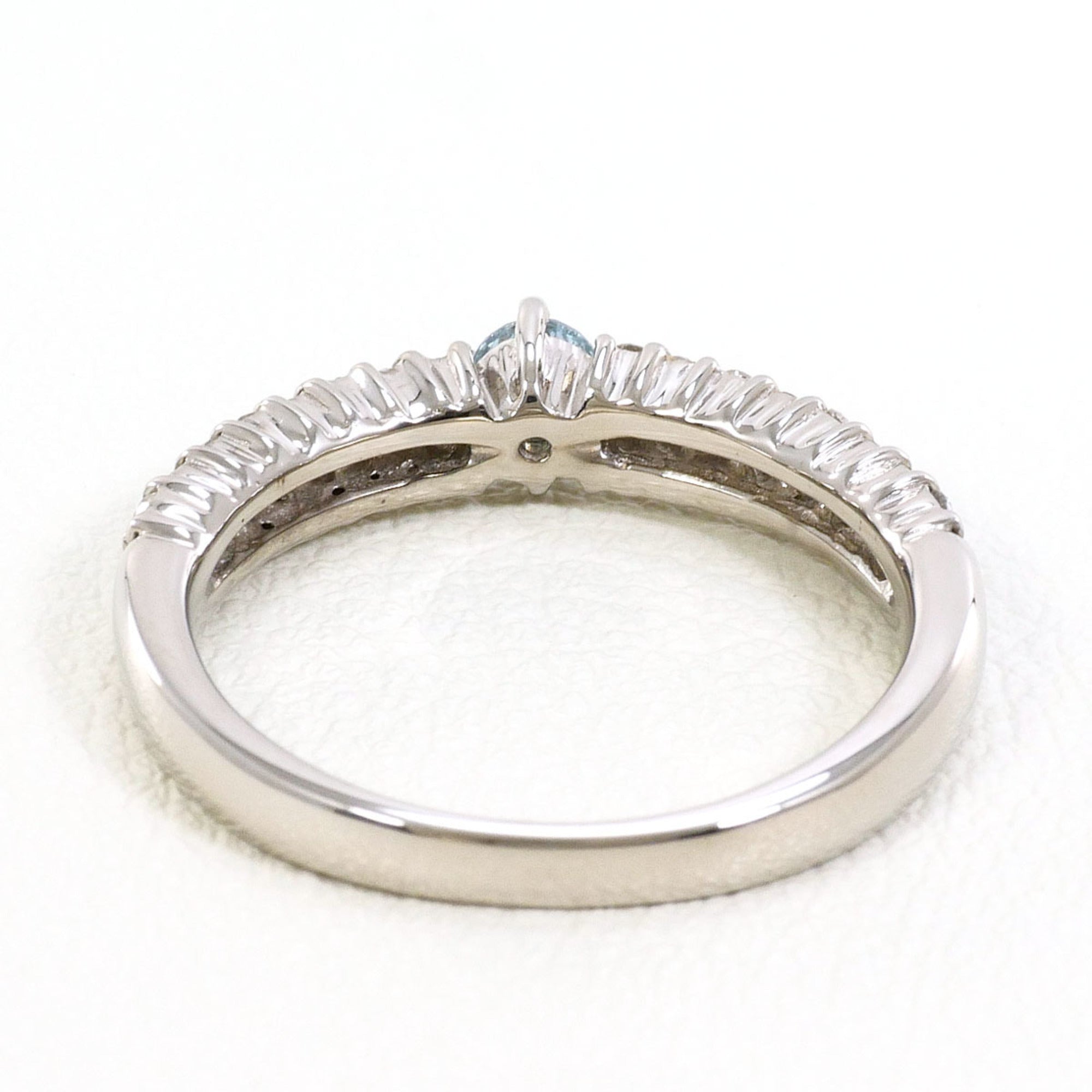 Unbranded Blue White Gold White Gold (18K) Band Ring (Pre-Owned)