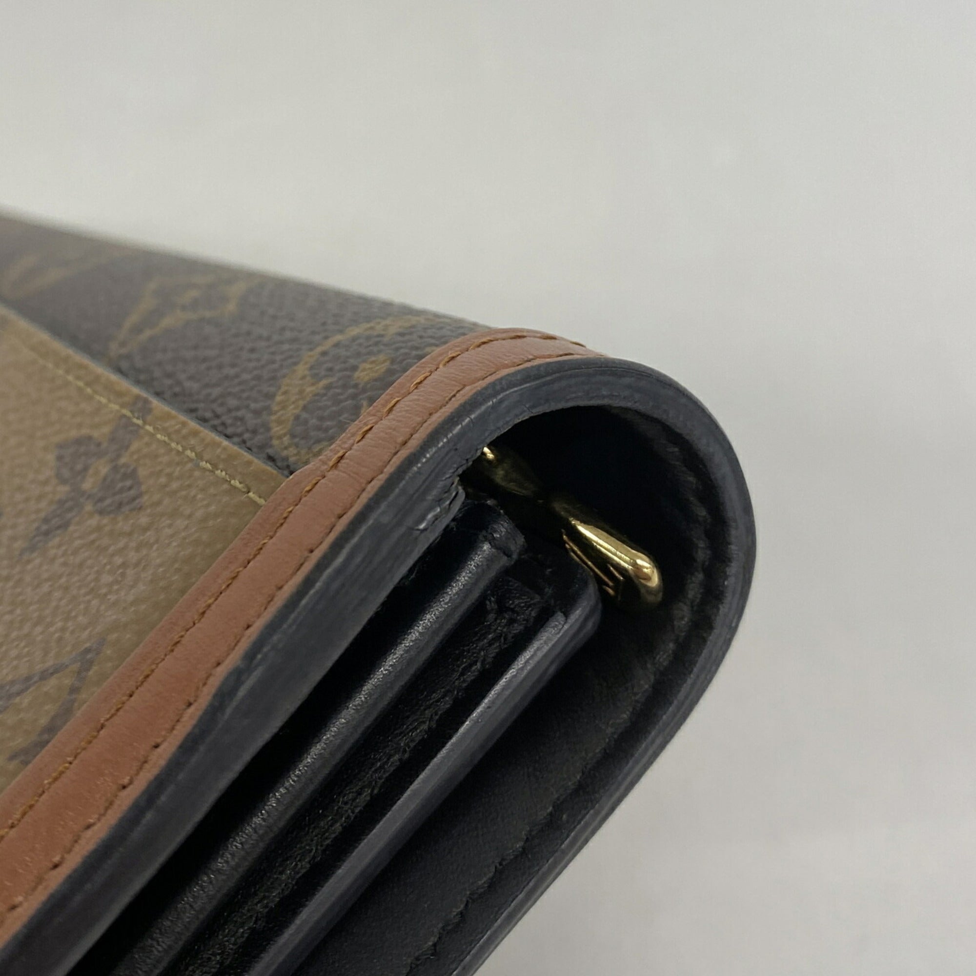 Louis Vuitton Brown Long Wallet (Bi-Fold) (Pre-Owned)
