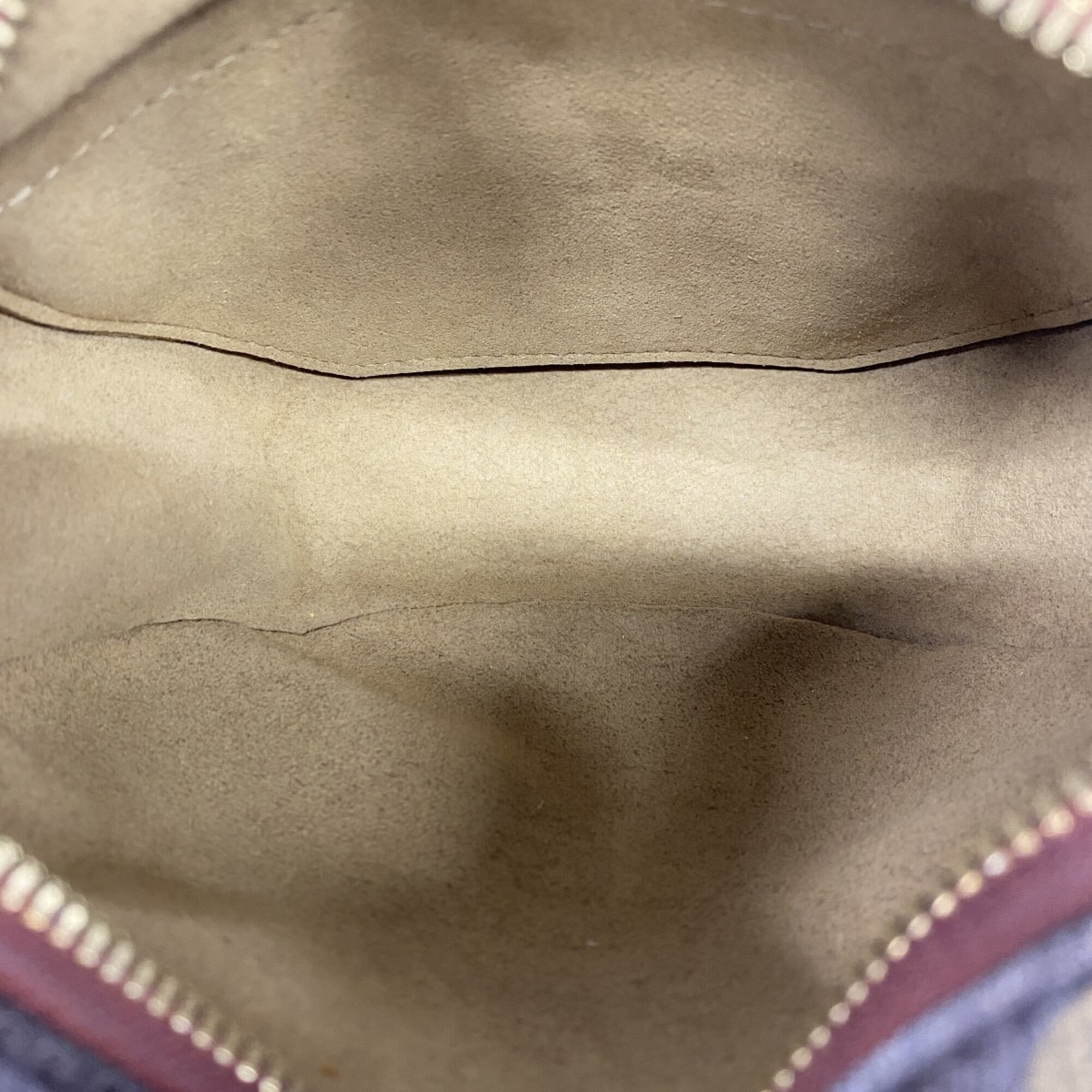 Louis Vuitton Brown Shoulder Bag (Pre-Owned)