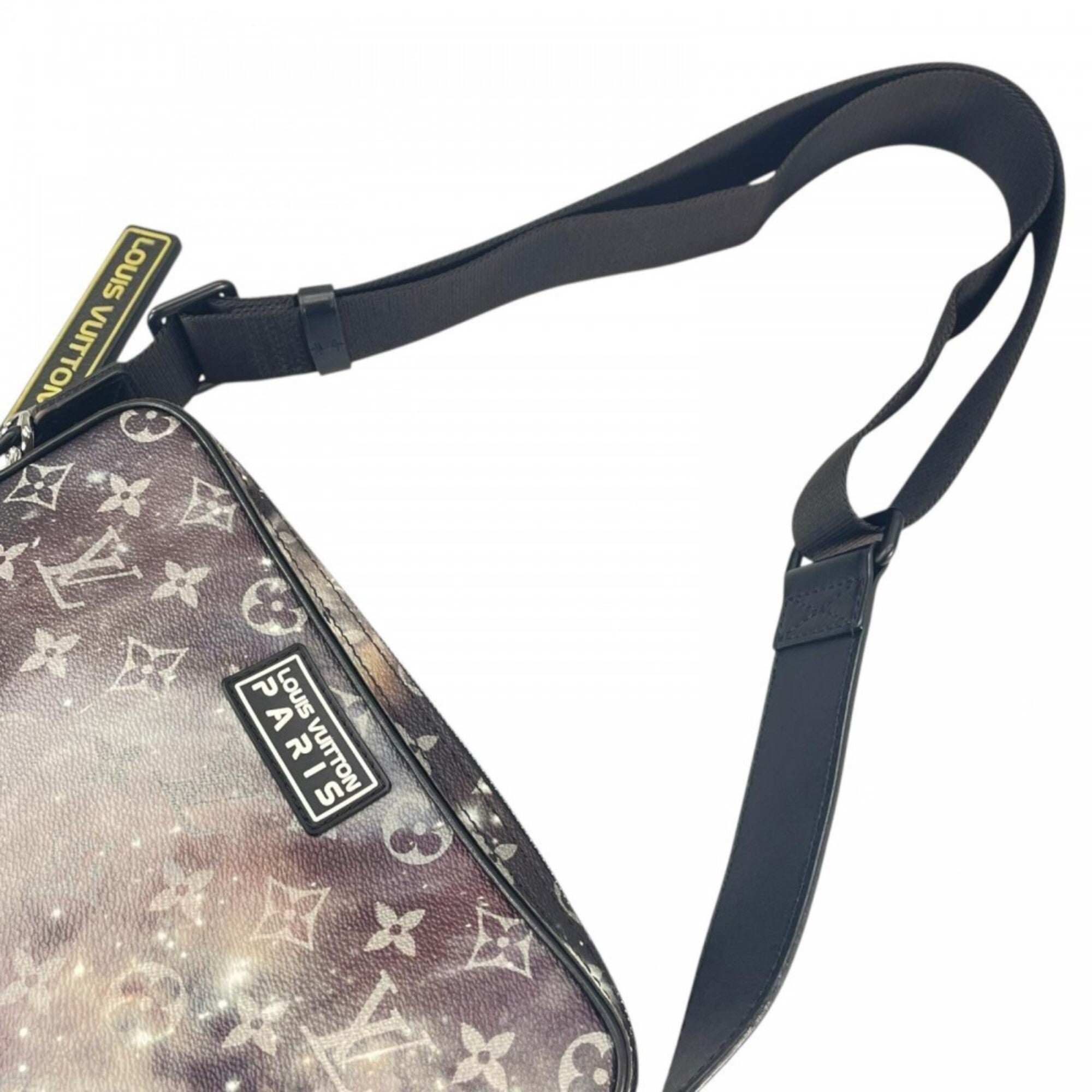 Louis Vuitton Multi-Color Leather Messenger Bag (Pre-Owned)