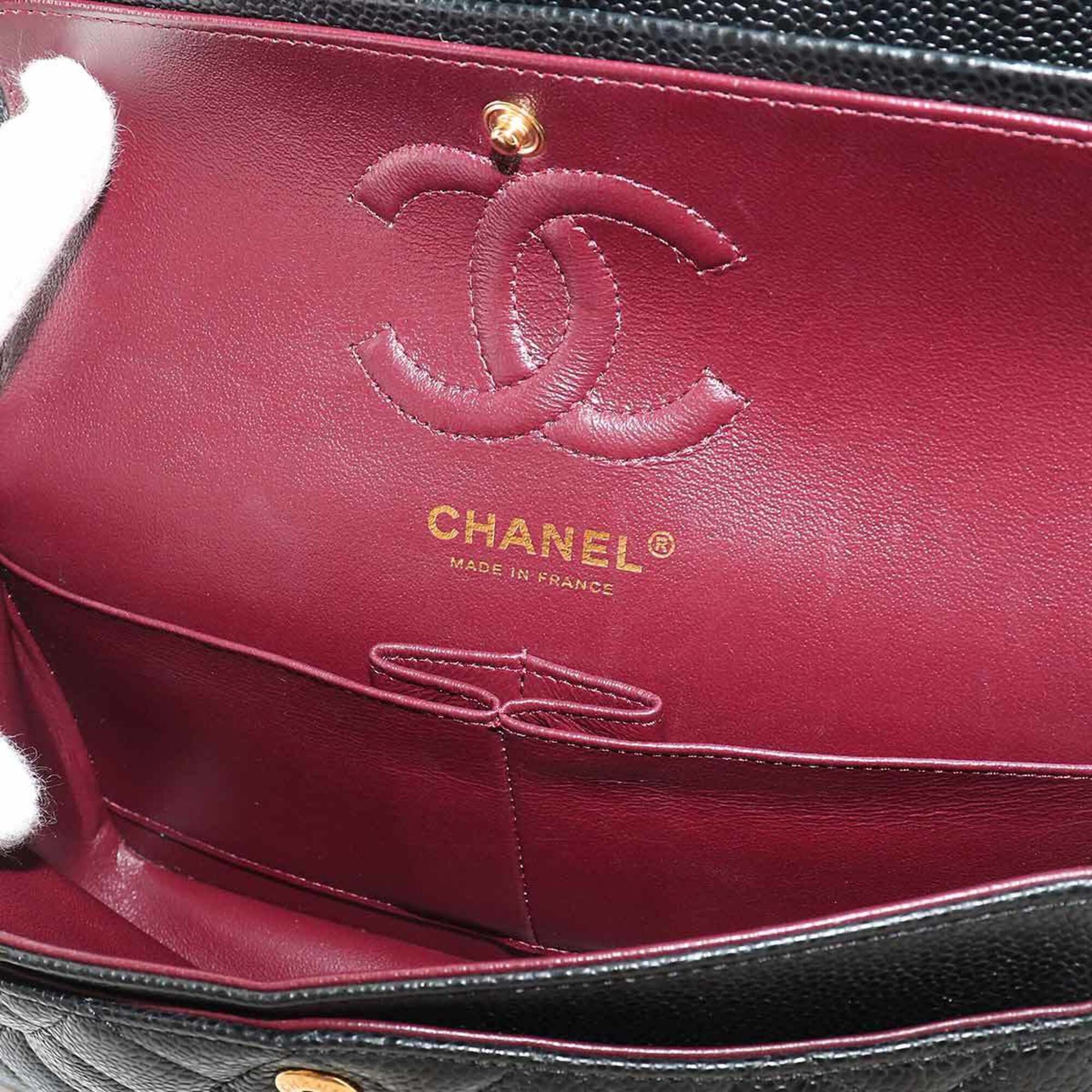 Chanel Matelasse Black Grained Calfskin Handbag Shoulder Bag (Pre-Owned)