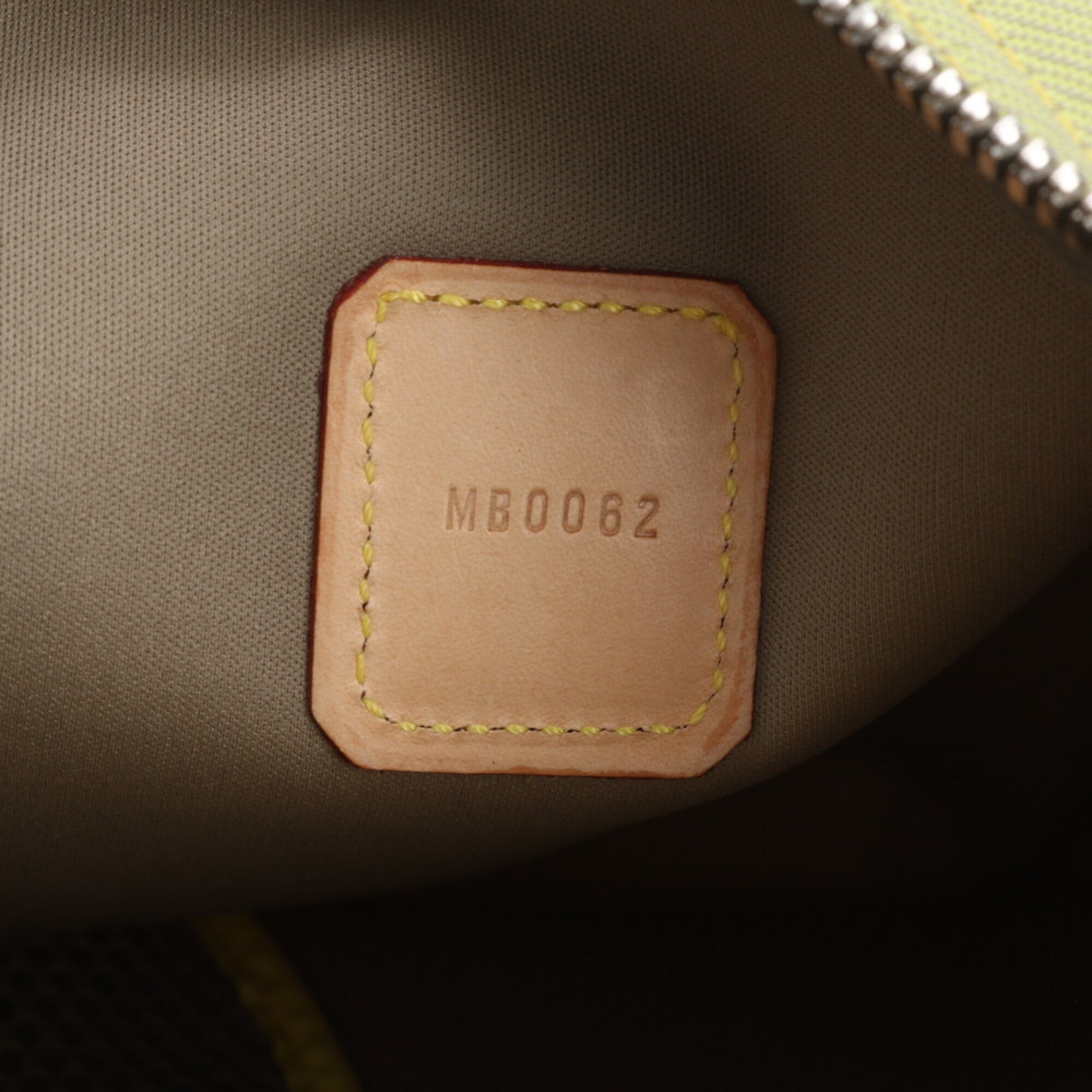 Louis Vuitton Damier Geant Lime Yellow Leather Canvas Handbag Tote Bag (Pre-Owned)