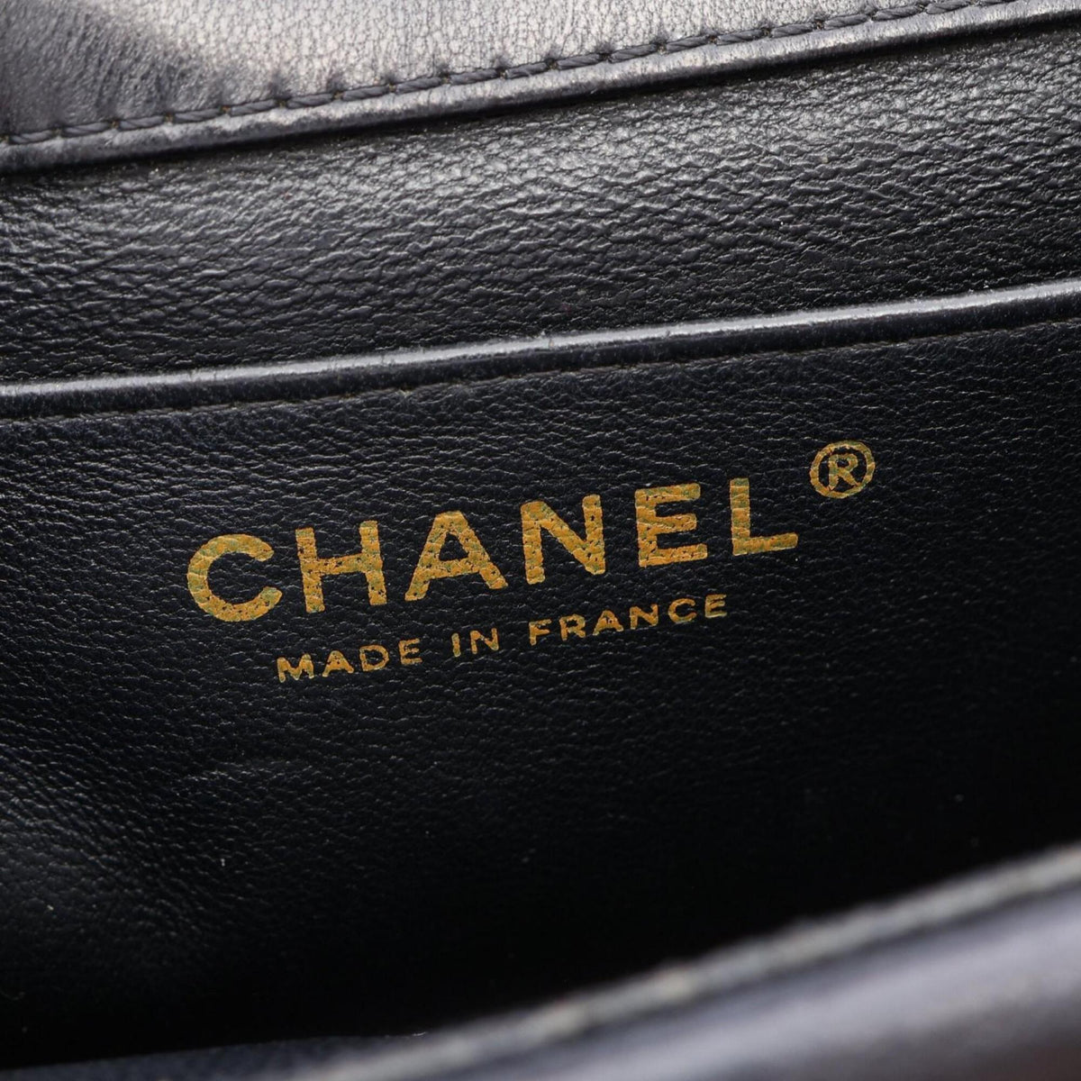Chanel Black Leather Handbag Shoulder Bag (Pre-Owned)