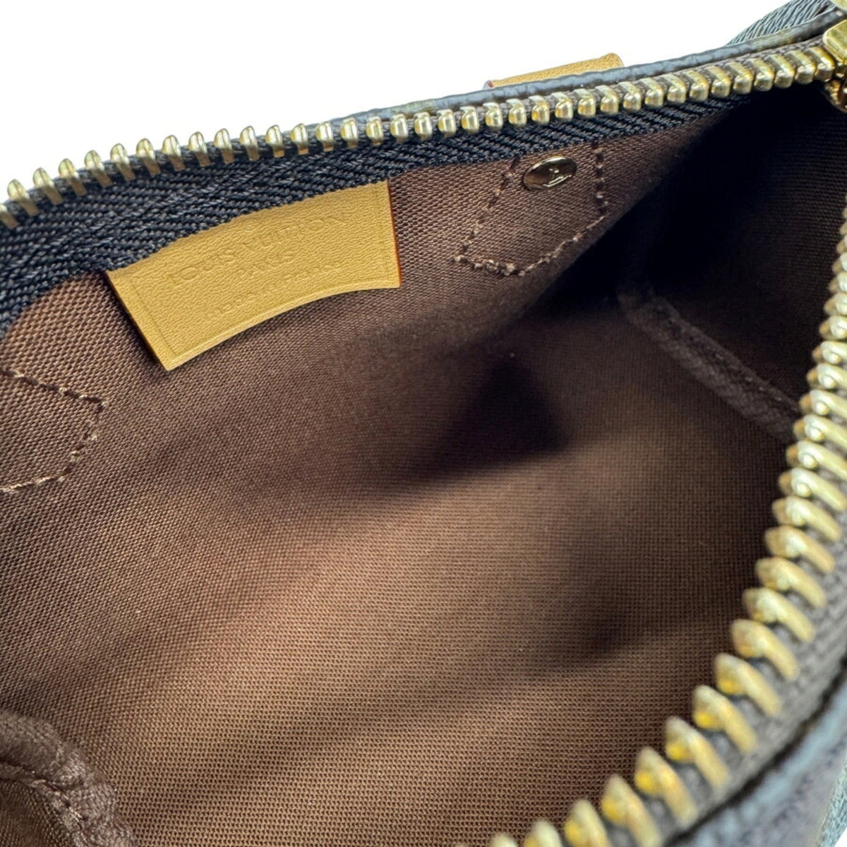 Louis Vuitton Brown Monogram Monogram Handbag Shoulder Bag (Pre-Owned)