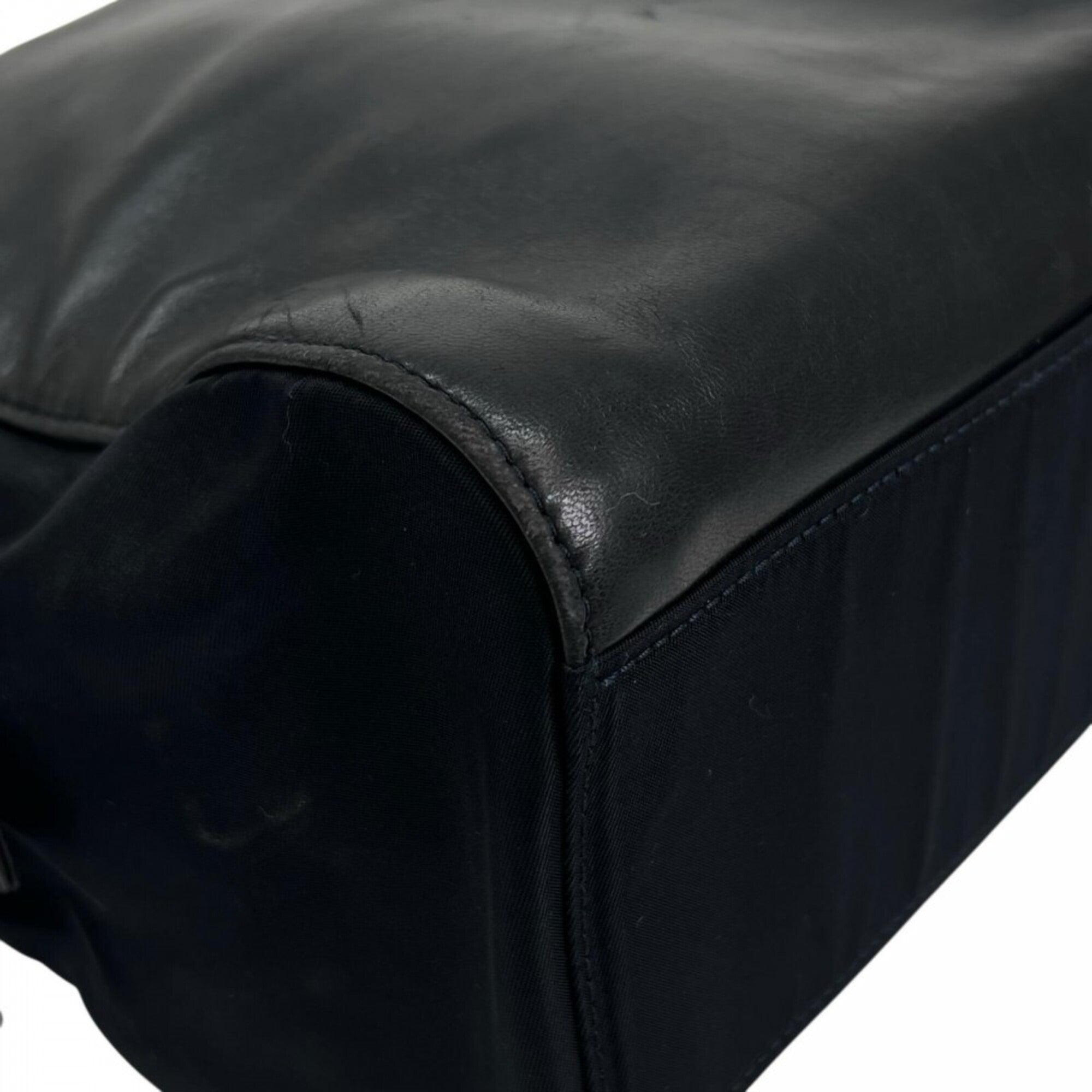 Prada Dark Navy White Leather Shoulder Bag (Pre-Owned)