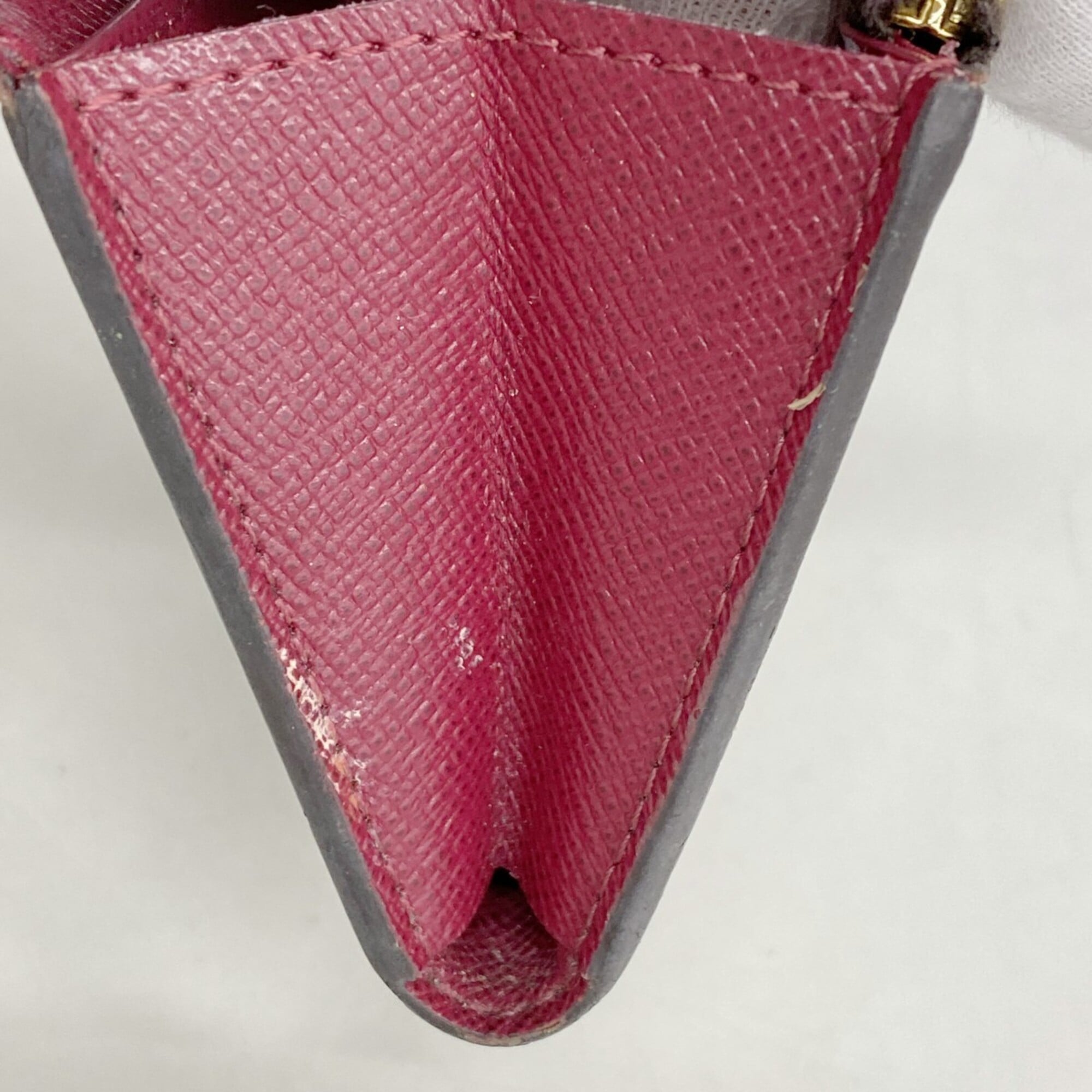 Louis Vuitton Fuchsia Coin Purse/Coin Case (Pre-Owned)