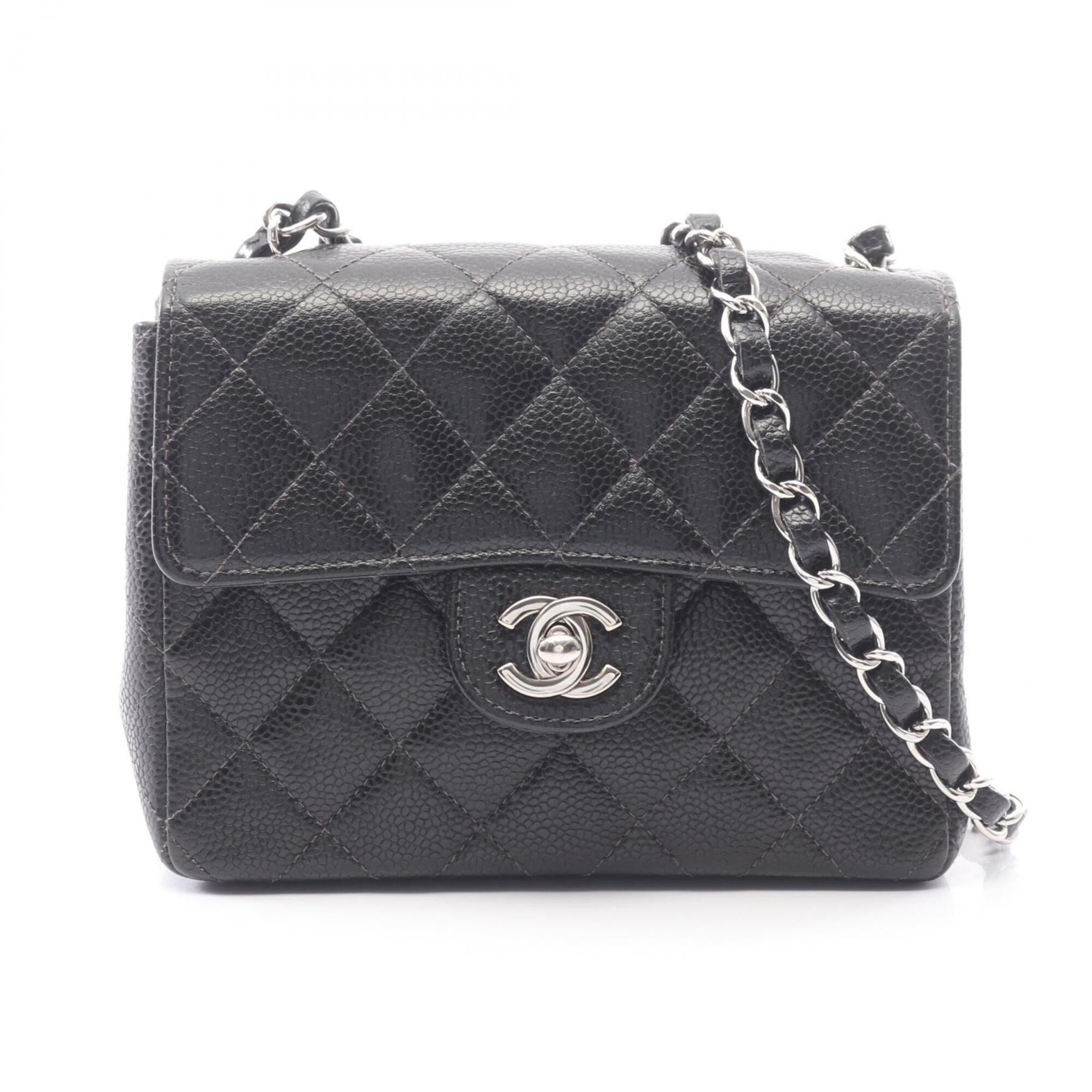 Chanel Black Grained Calfskin Handbag Shoulder Bag (Pre-Owned)