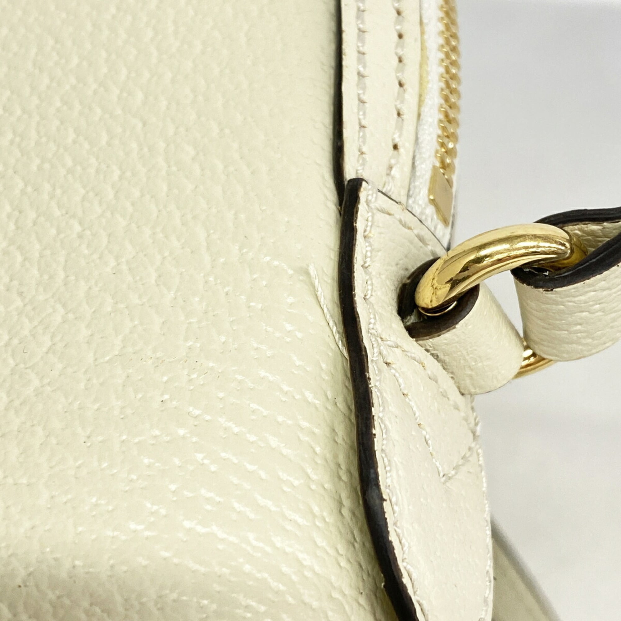 Gucci Ivory Leather Shoulder Bag (Pre-Owned)
