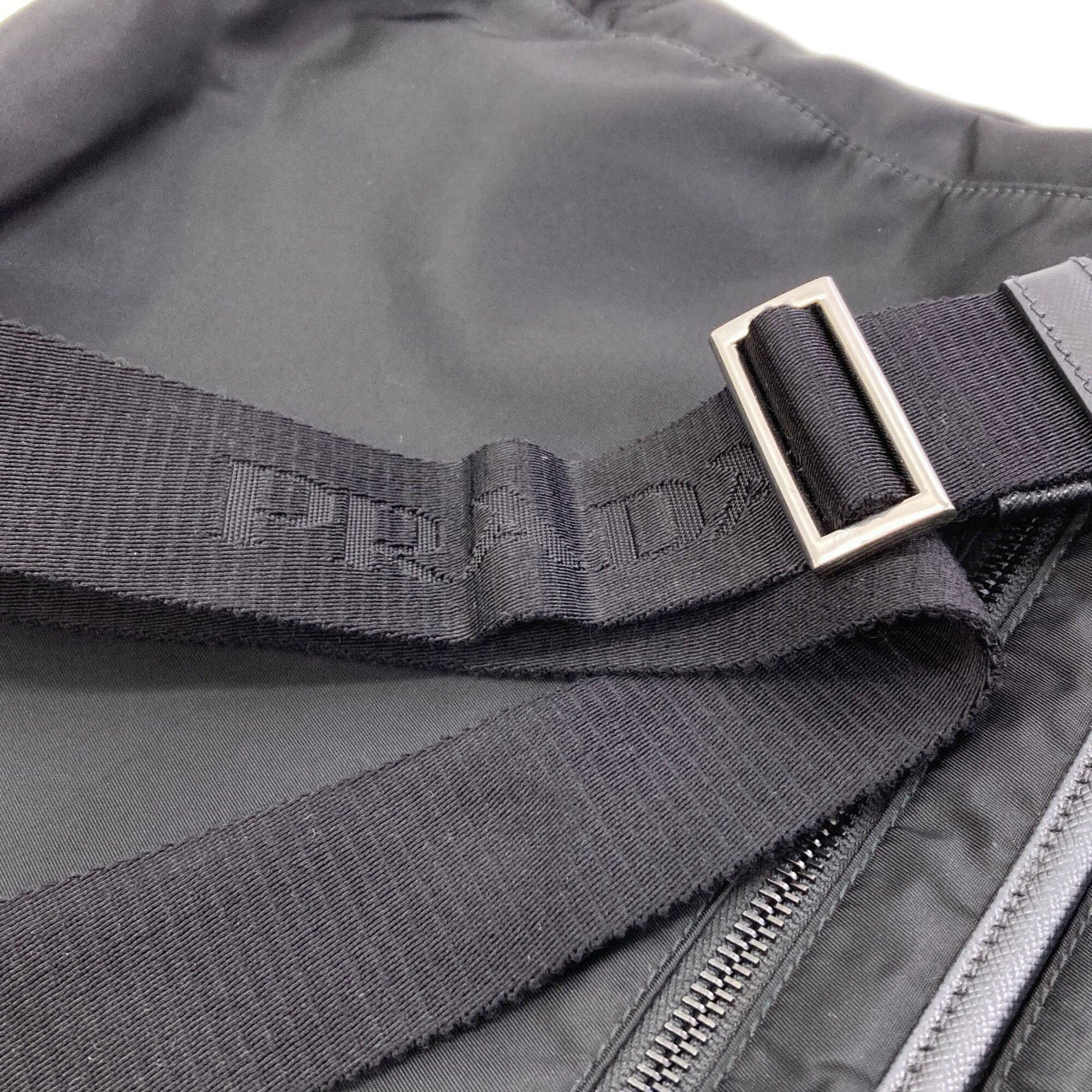 Prada Black Nylon Shoulder Bag (Pre-Owned)