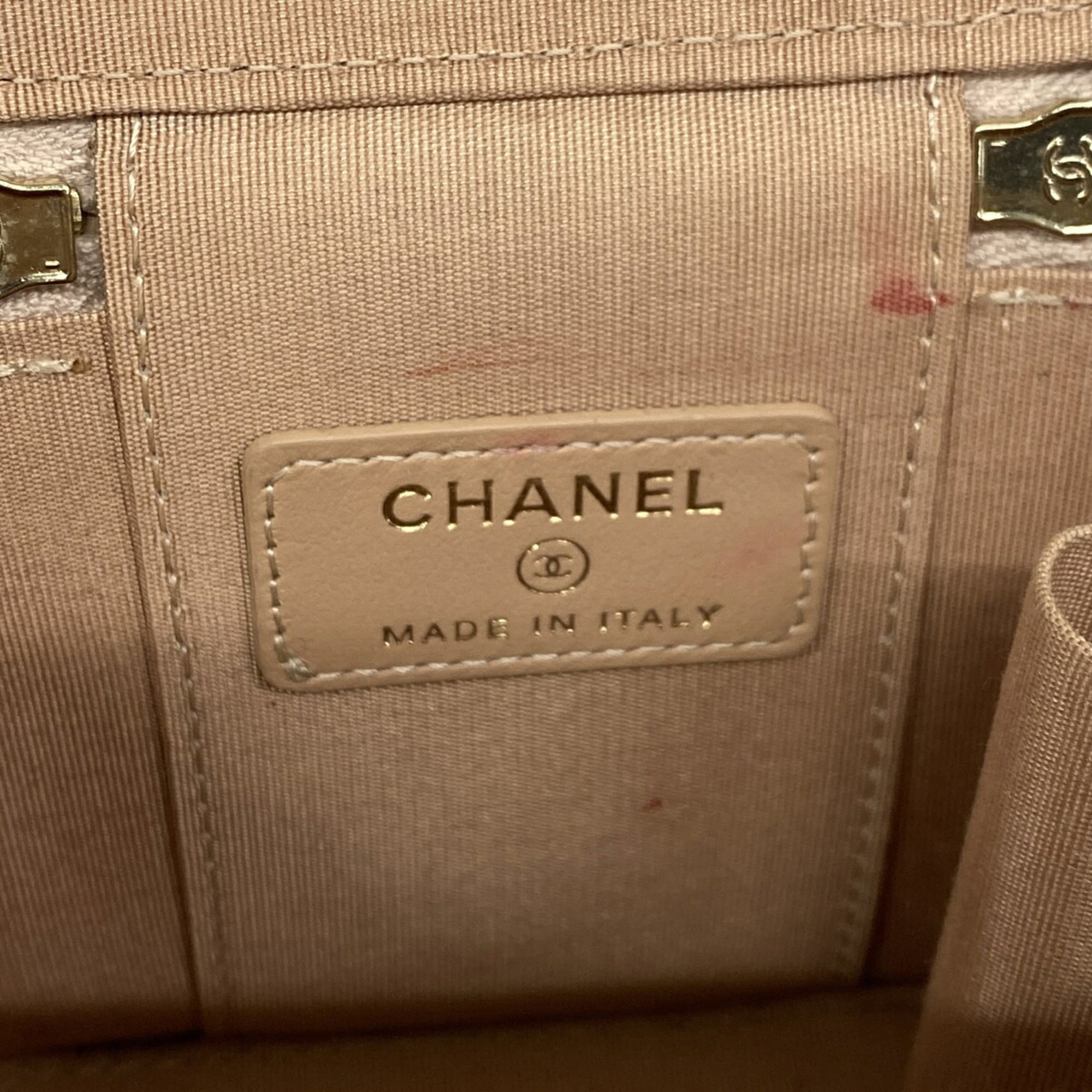 Chanel Pink Beige Leather Vanity Bag (Pre-Owned)