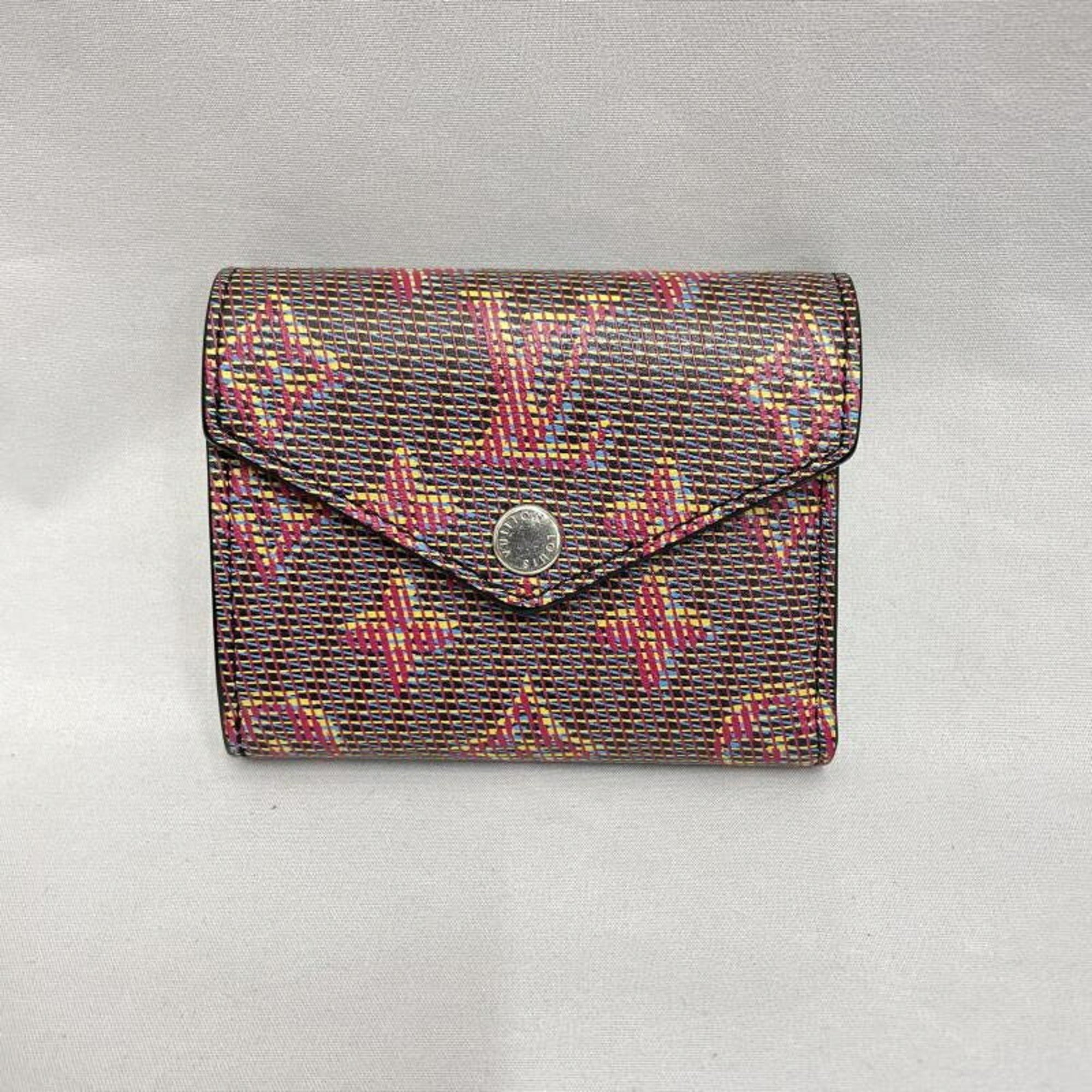 Louis Vuitton Monogram Leather Wallet (Bi-Fold) (Pre-Owned)
