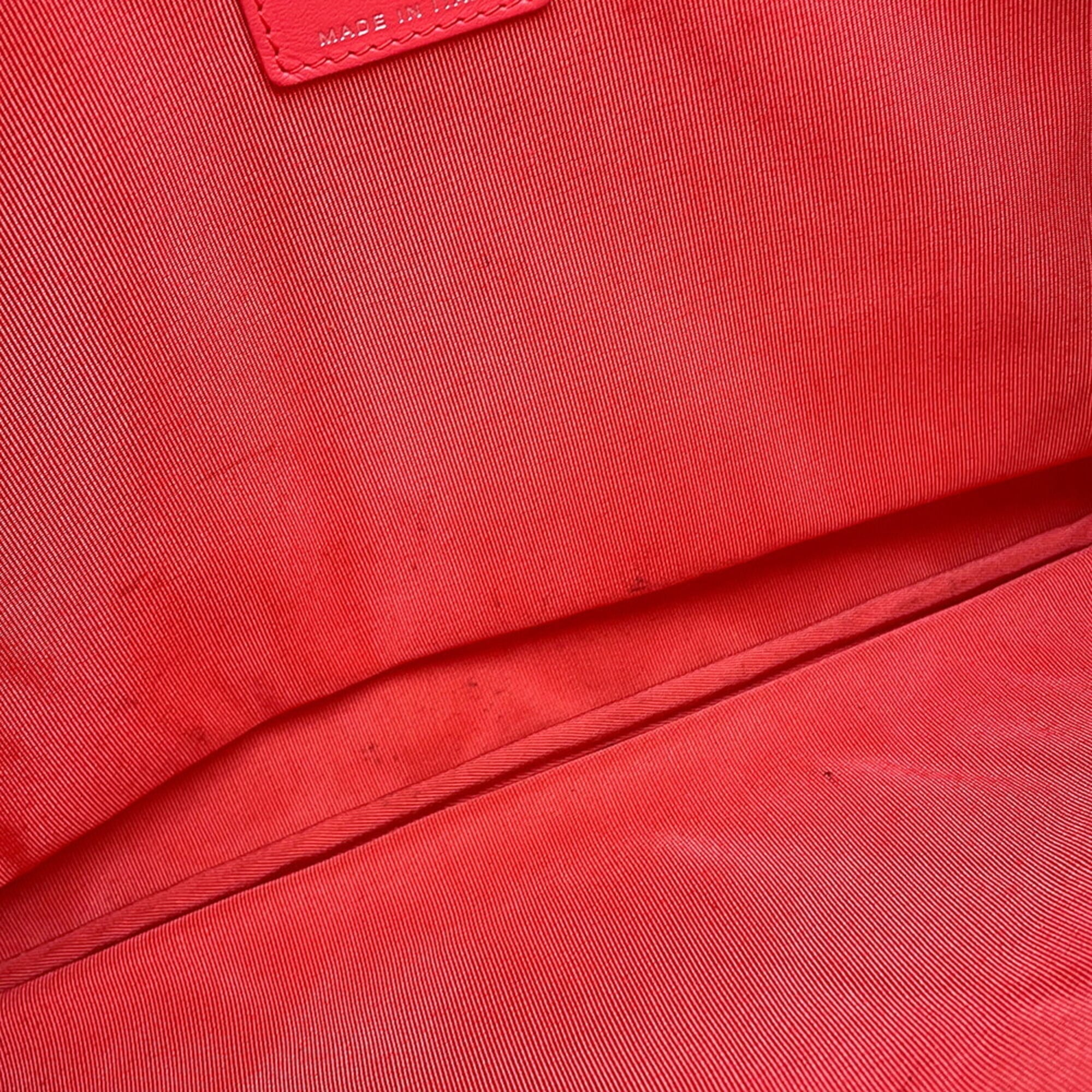 Chanel Matelasse Pink Grained Calfskin Clutch Bag (Pre-Owned)