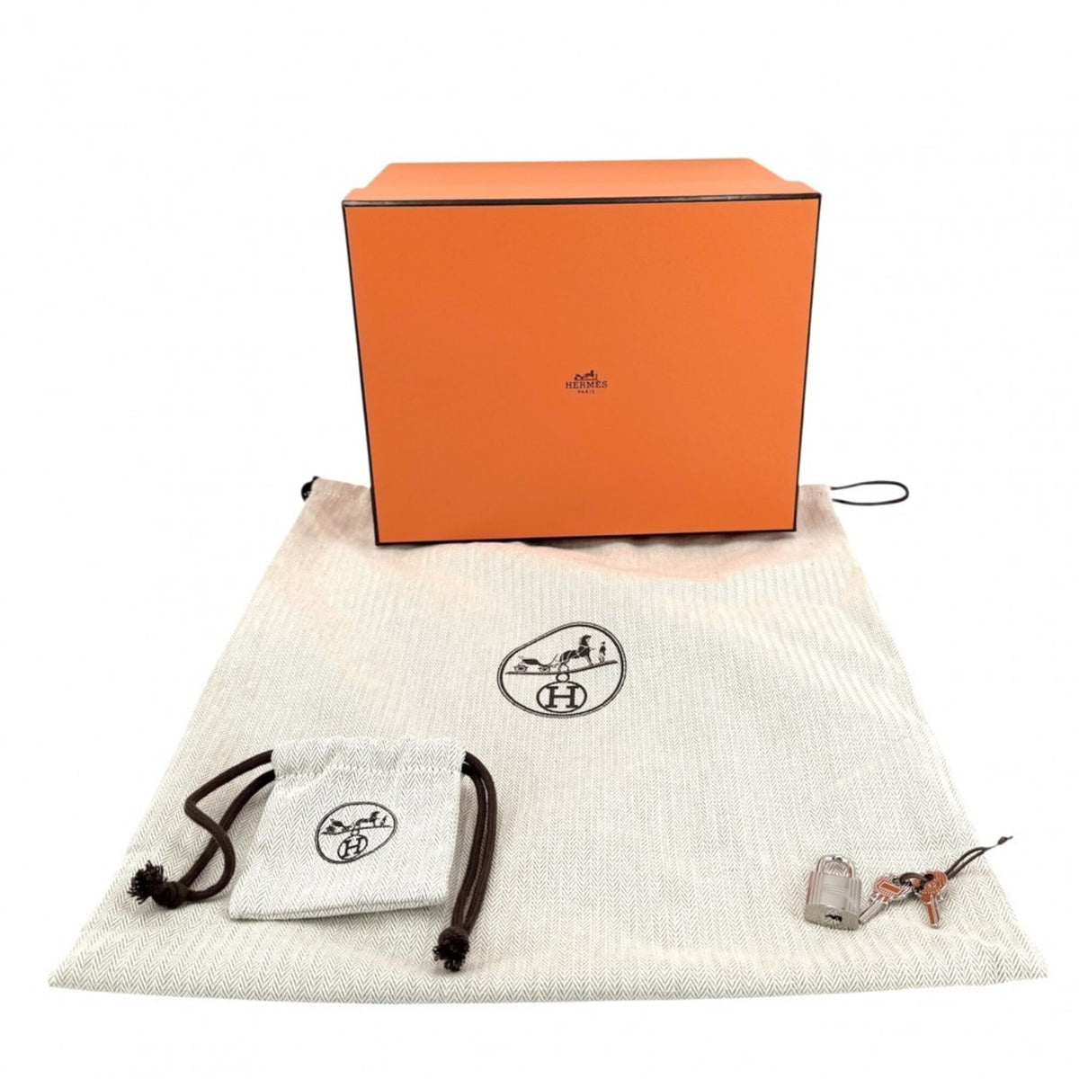 Hermes Ivory Leather Handbag (Pre-Owned)