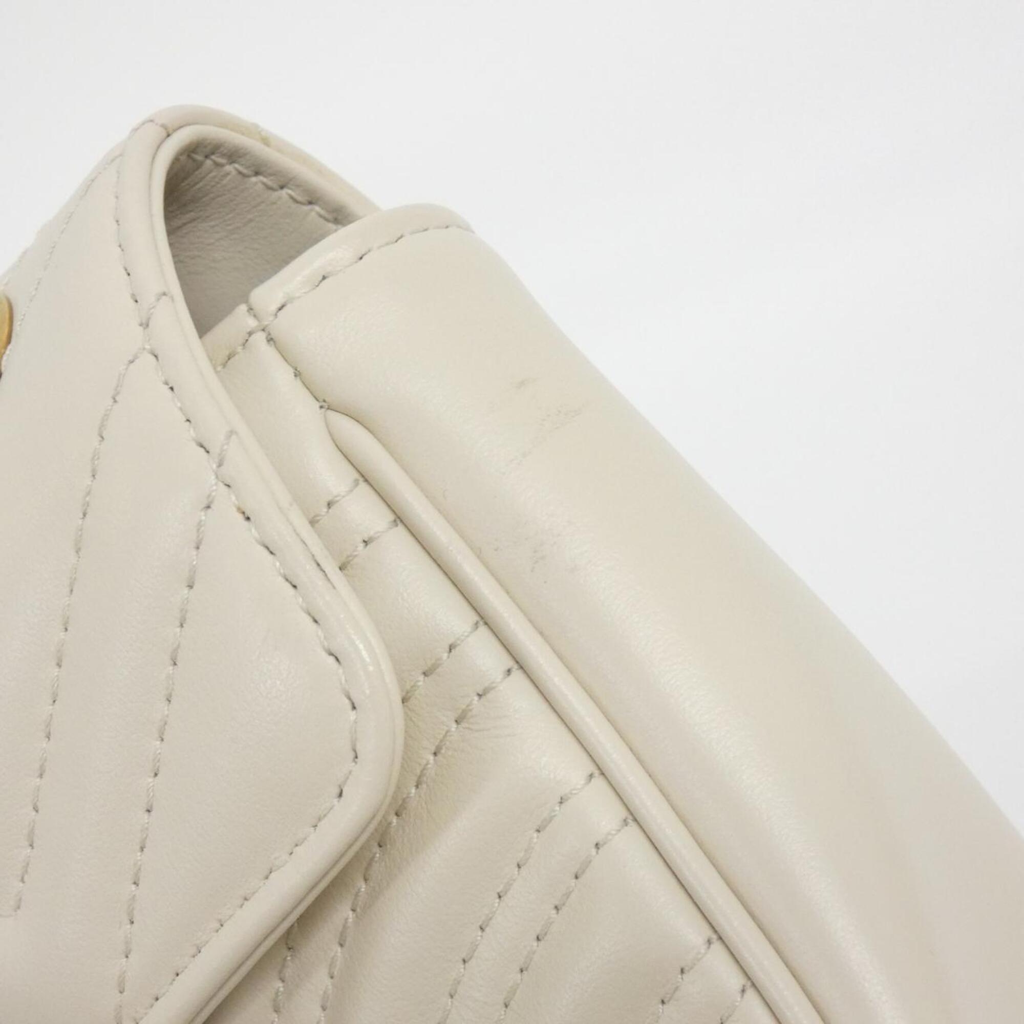 Gucci White Quilting Leather Shoulder Bag (Pre-Owned)