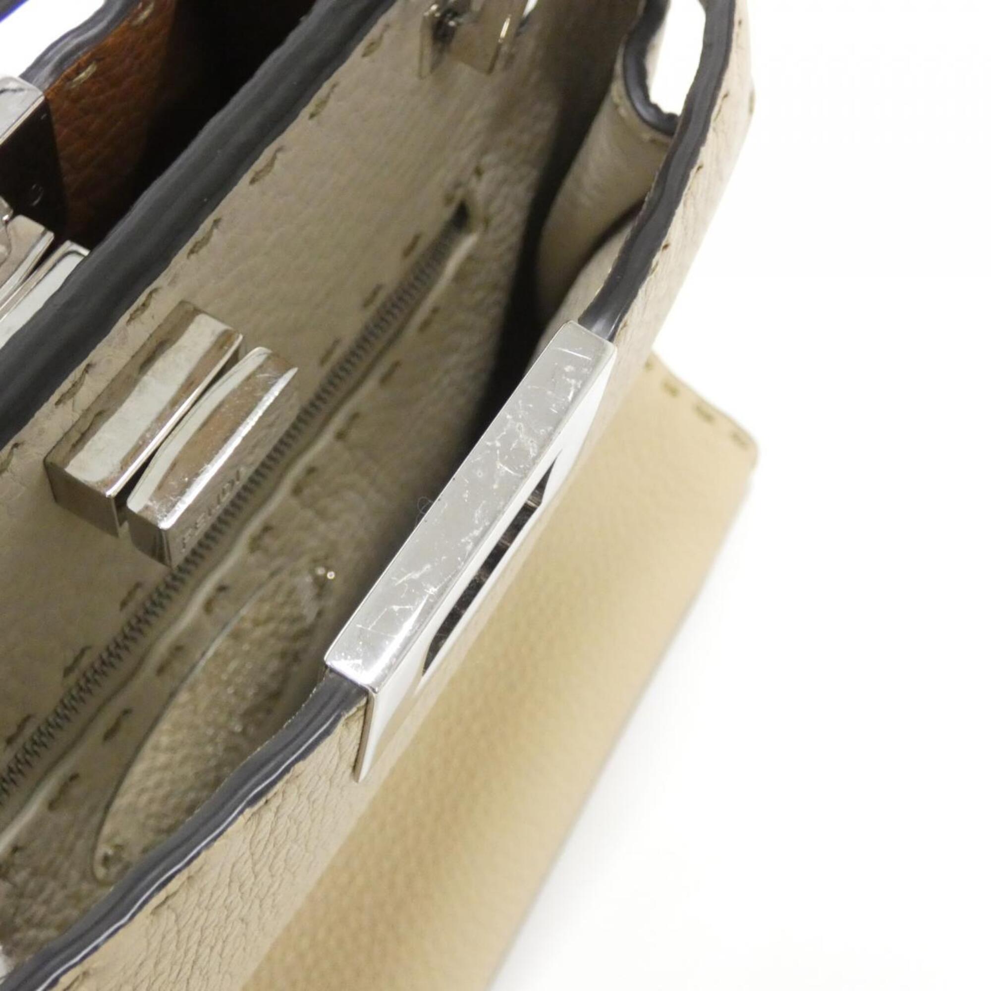 Fendi Peekaboo Silver Leather Handbag (Pre-Owned)