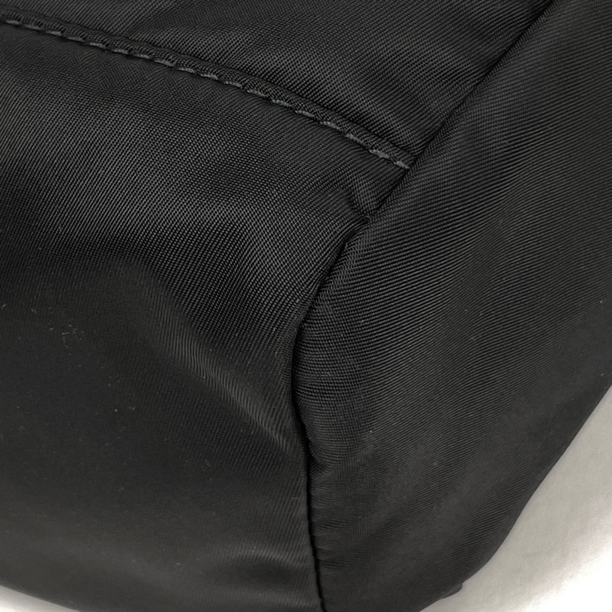 Prada Black Nylon Leather Shoulder Bag (Pre-Owned)