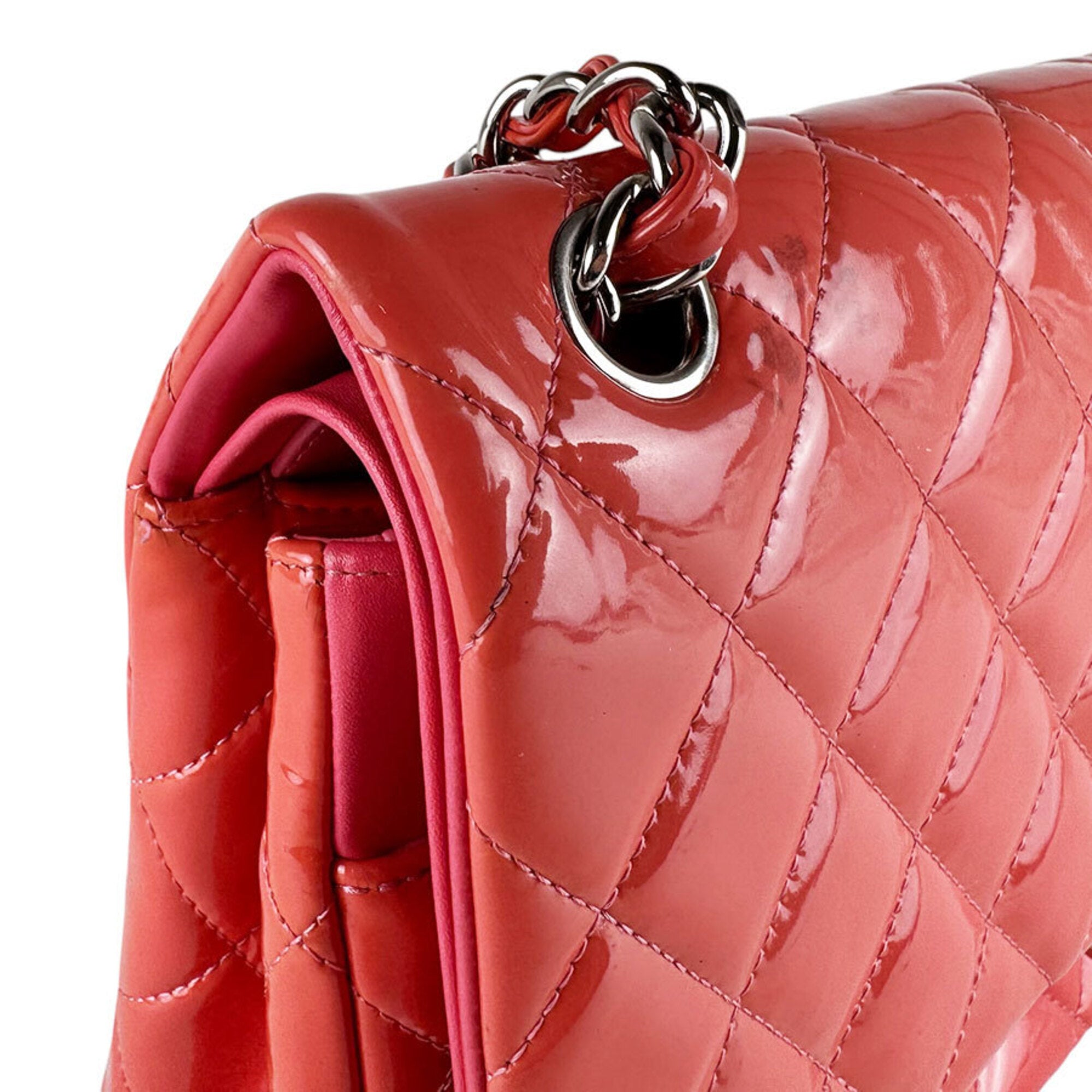 Chanel Coral Pink Patent Leather Shoulder Bag (Pre-Owned)