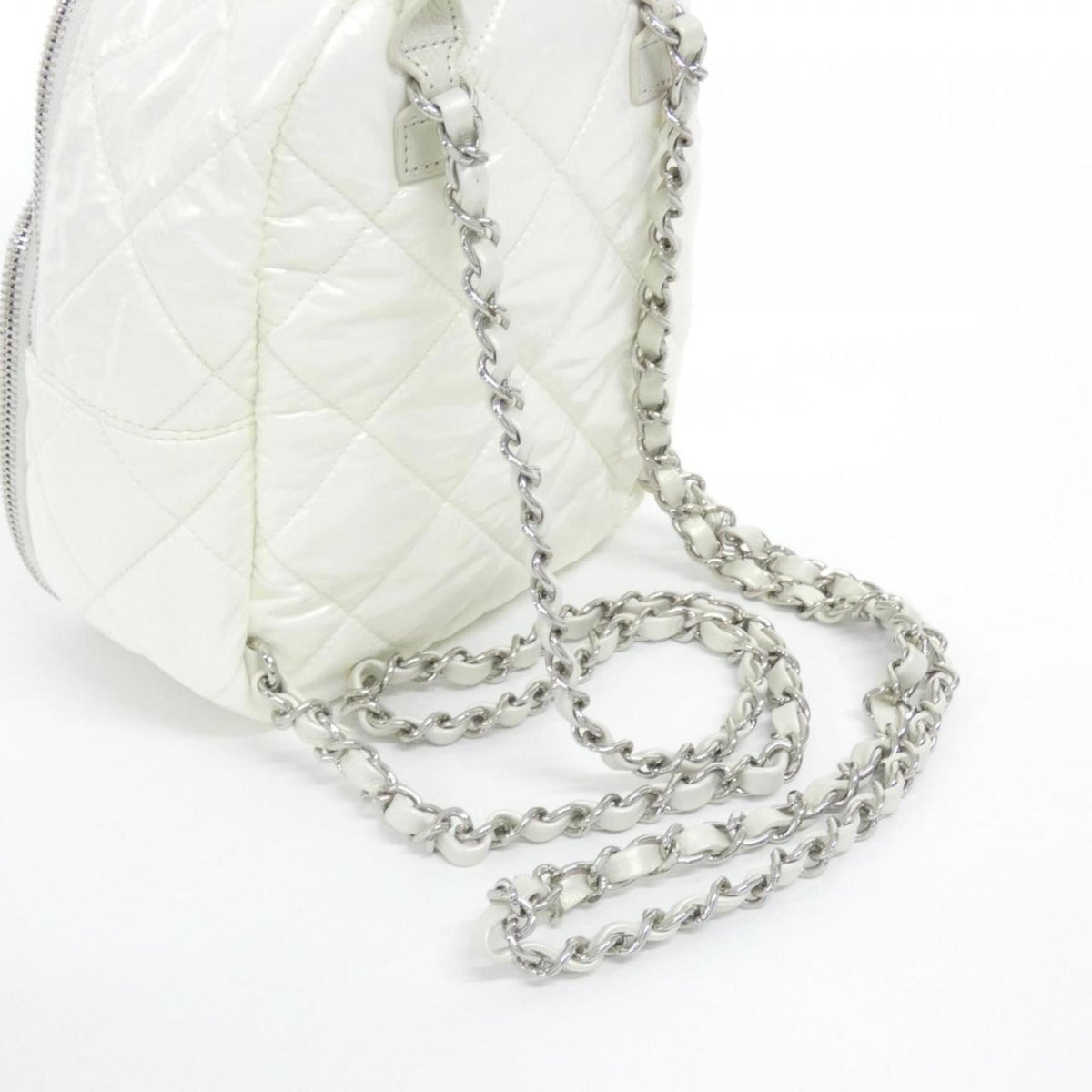 Chanel White Nylon Backpack (Pre-Owned)