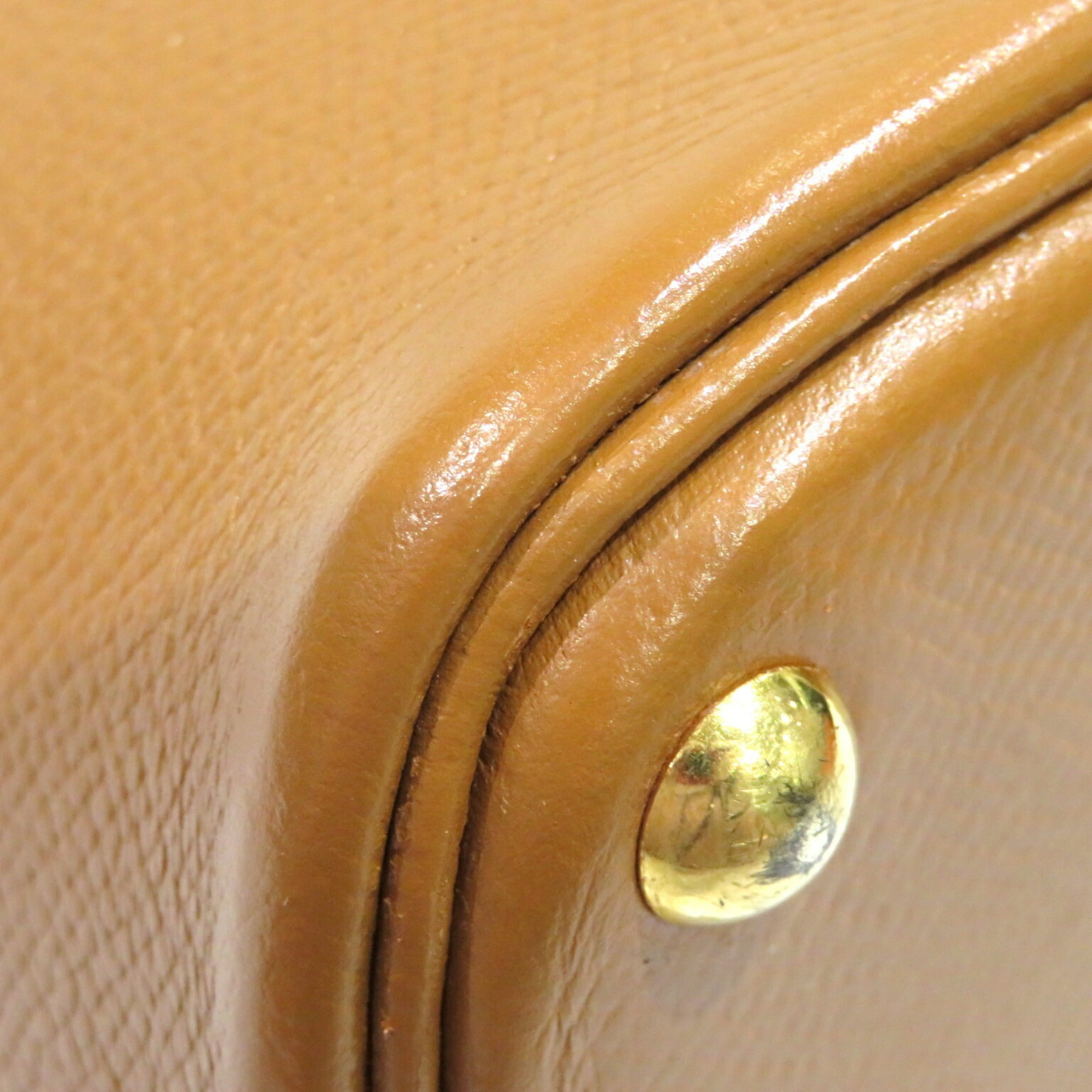 Hermes Gold Courchevel Leather Handbag (Pre-Owned)