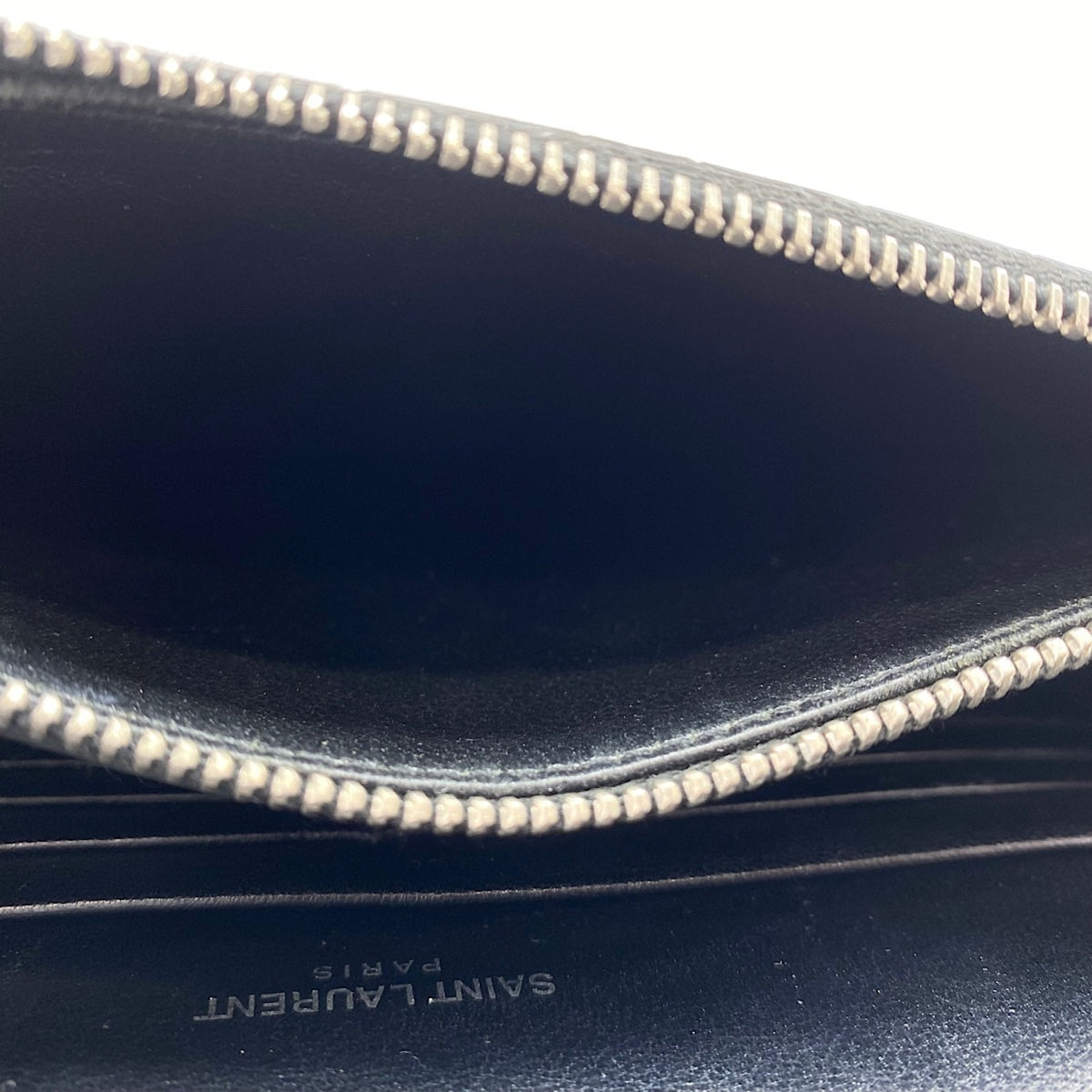 Yves Saint Laurent Black Shoulder Bag (Pre-Owned)