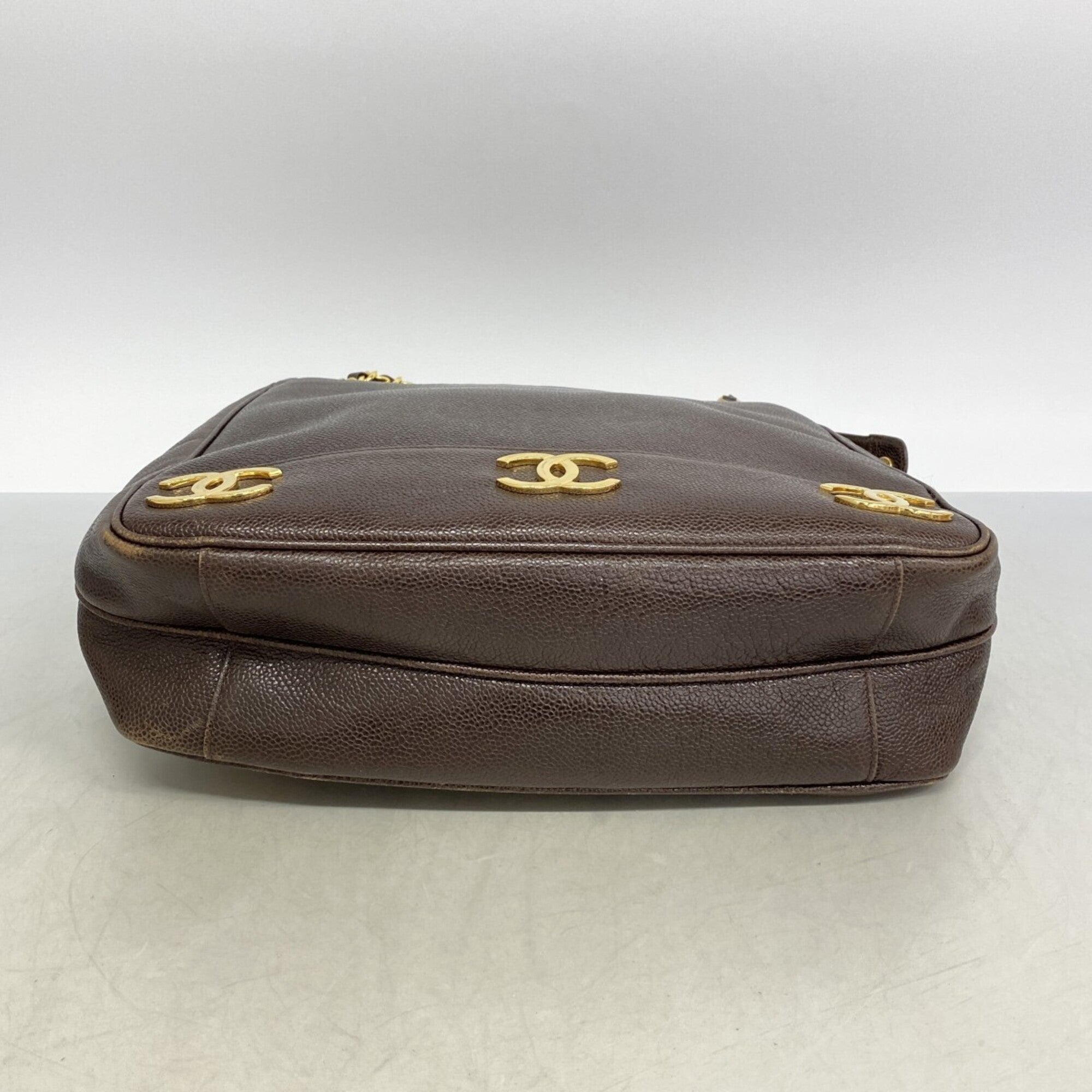 Chanel Brown Grained Calfskin Shoulder Bag (Pre-Owned)