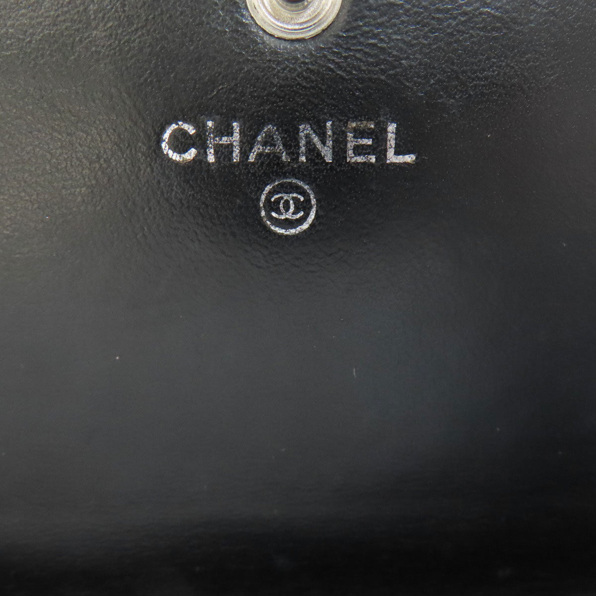 Chanel Black Leather Long Wallet (Bi-Fold) (Pre-Owned)