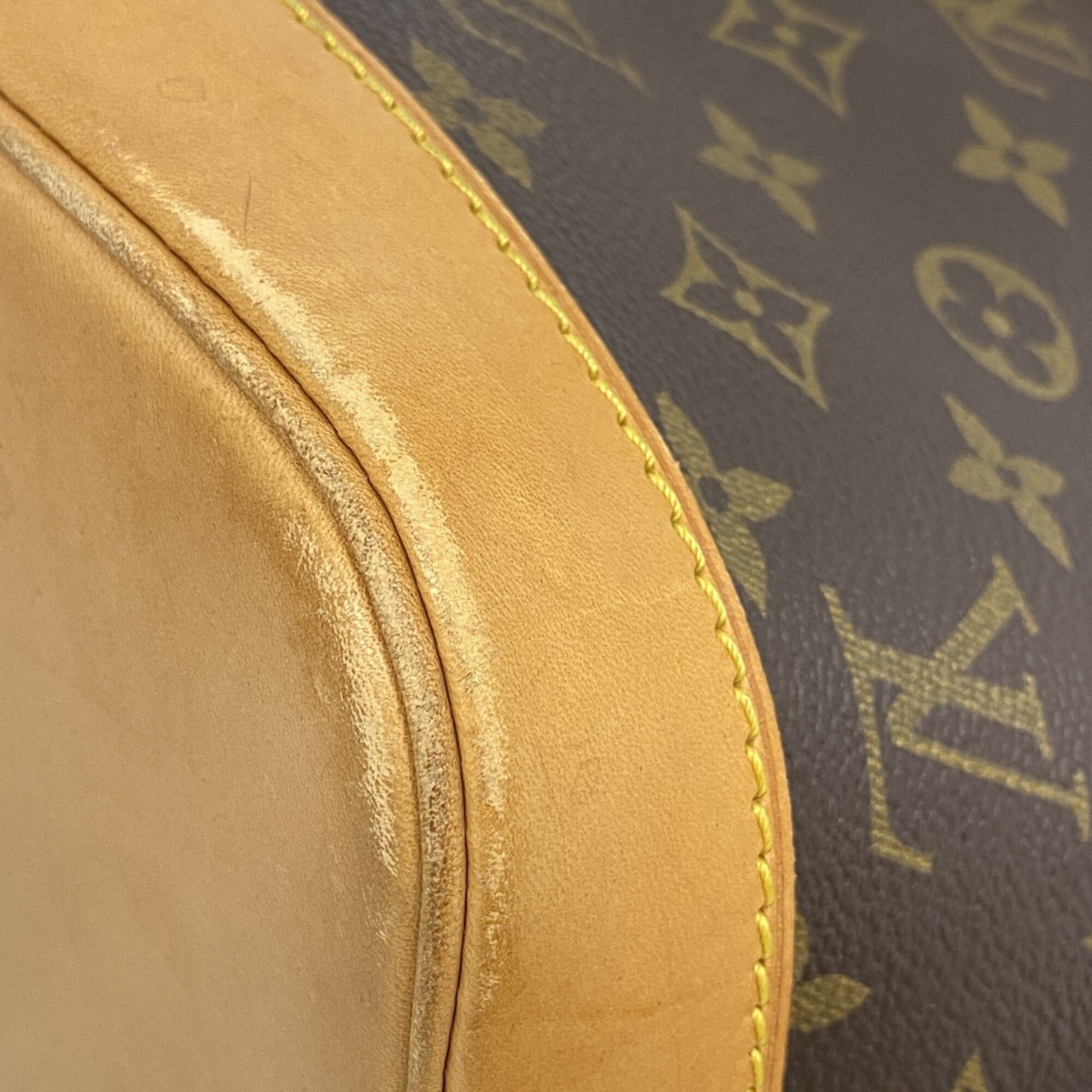 Louis Vuitton Brown Handbag (Pre-Owned)