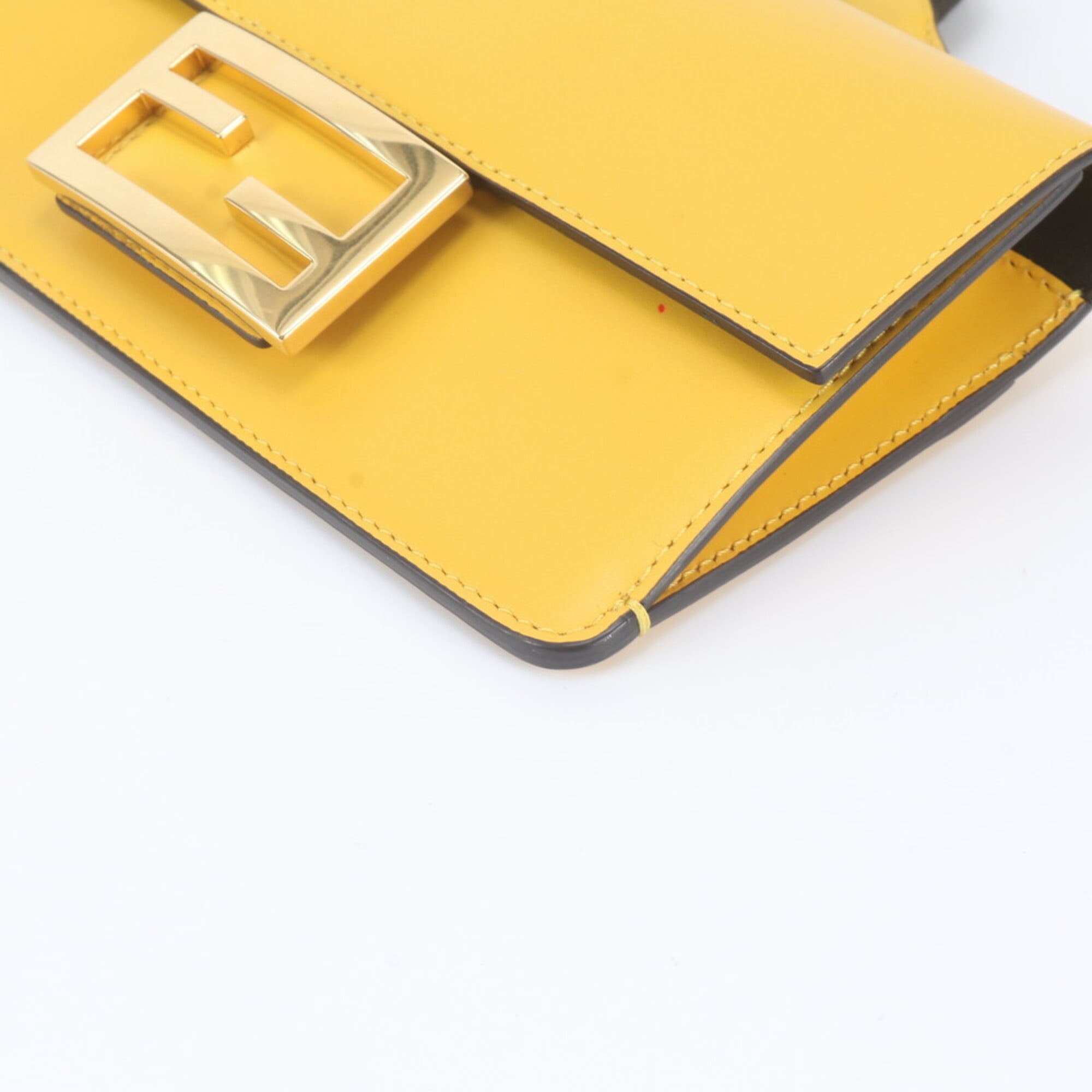 Fendi Yellow Leather Crossbody Bag Shoulder Bag (Pre-Owned)