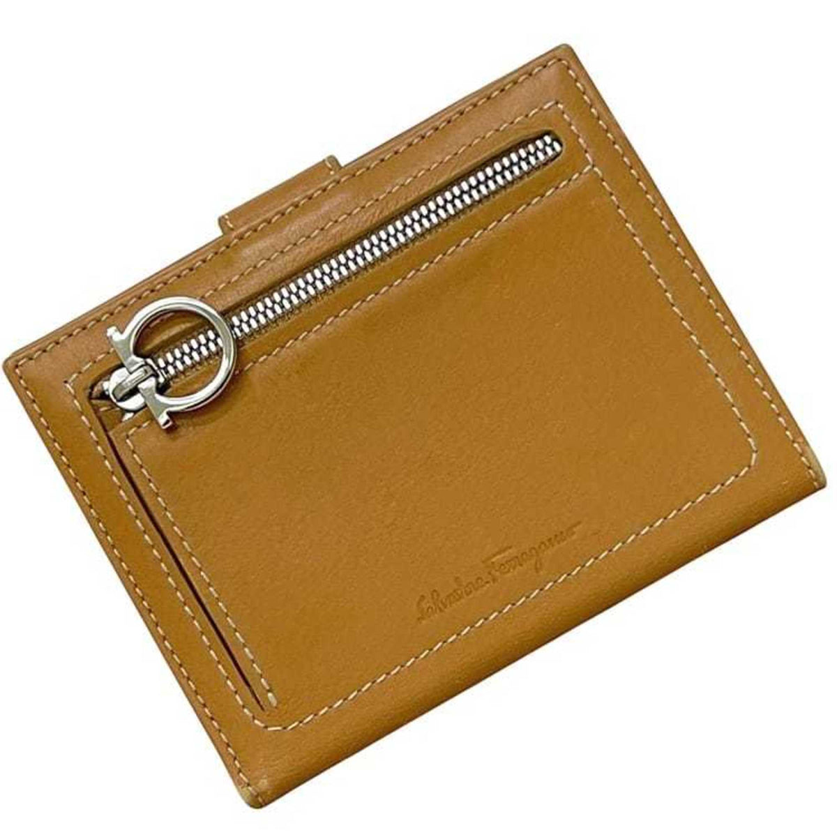 Salvatore Ferragamo Brown Camel Leather Wallet (Bi-Fold) (Pre-Owned)
