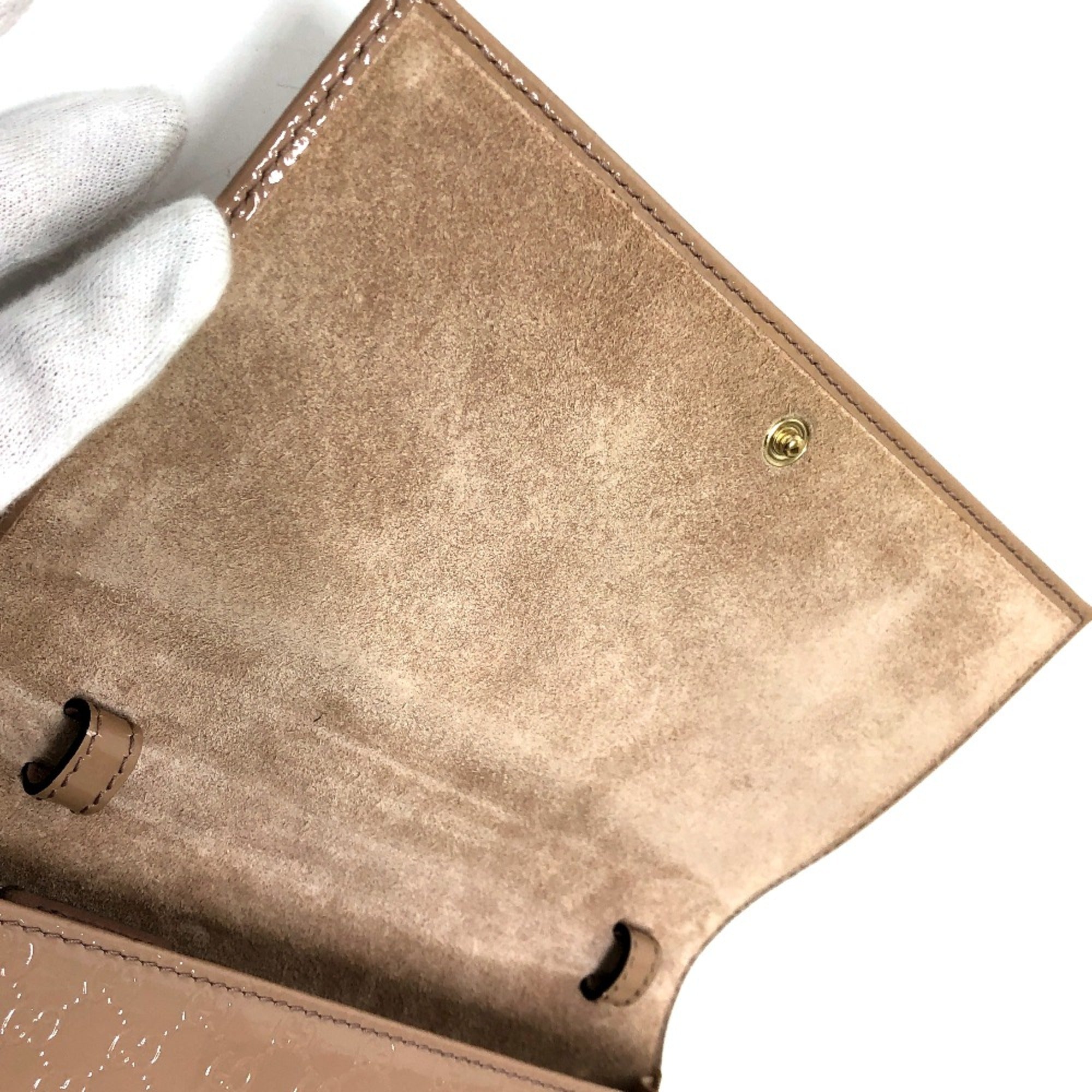 Gucci Beige Patent Leather Shoulder Bag (Pre-Owned)