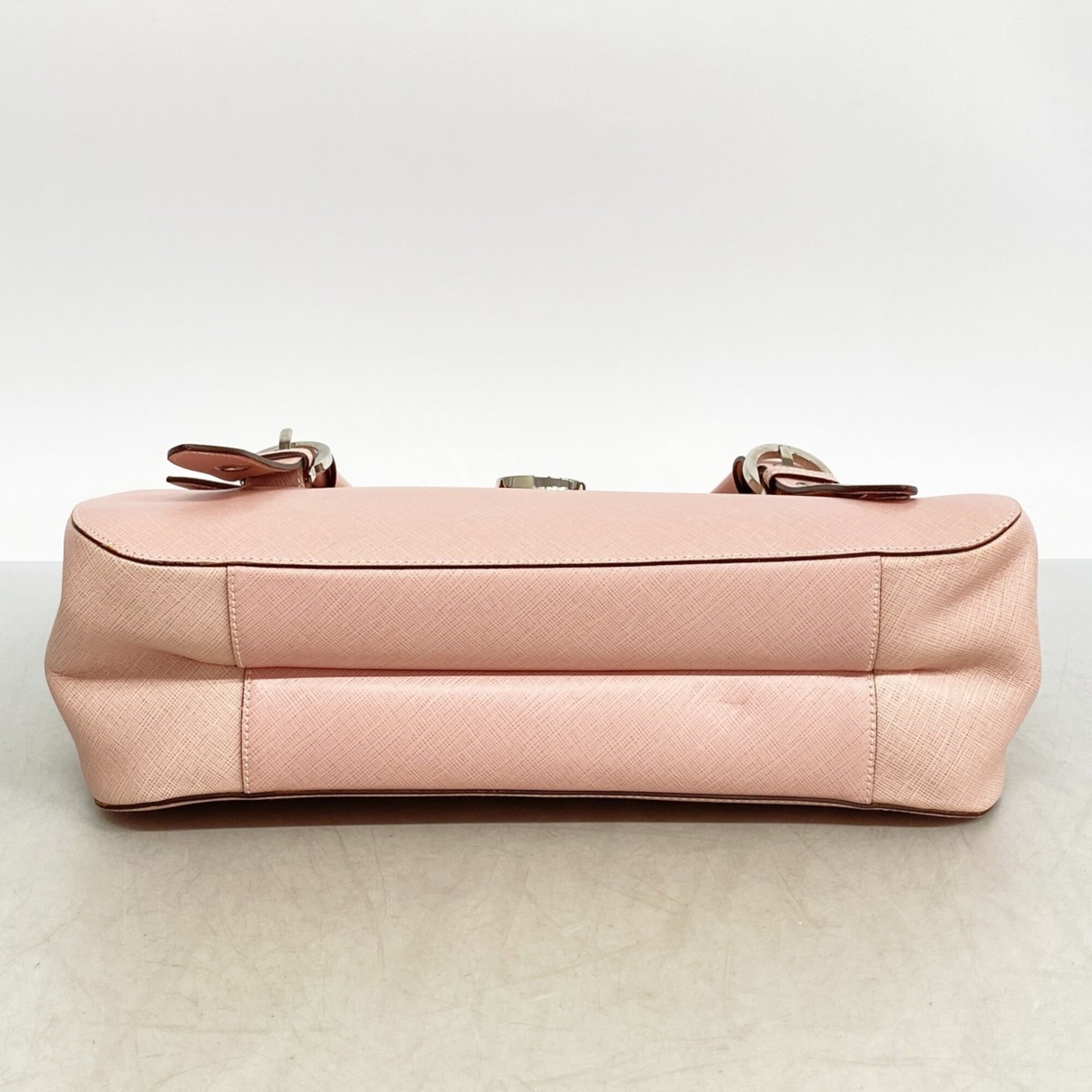 Salvatore Ferragamo Pink Leather Handbag (Pre-Owned)