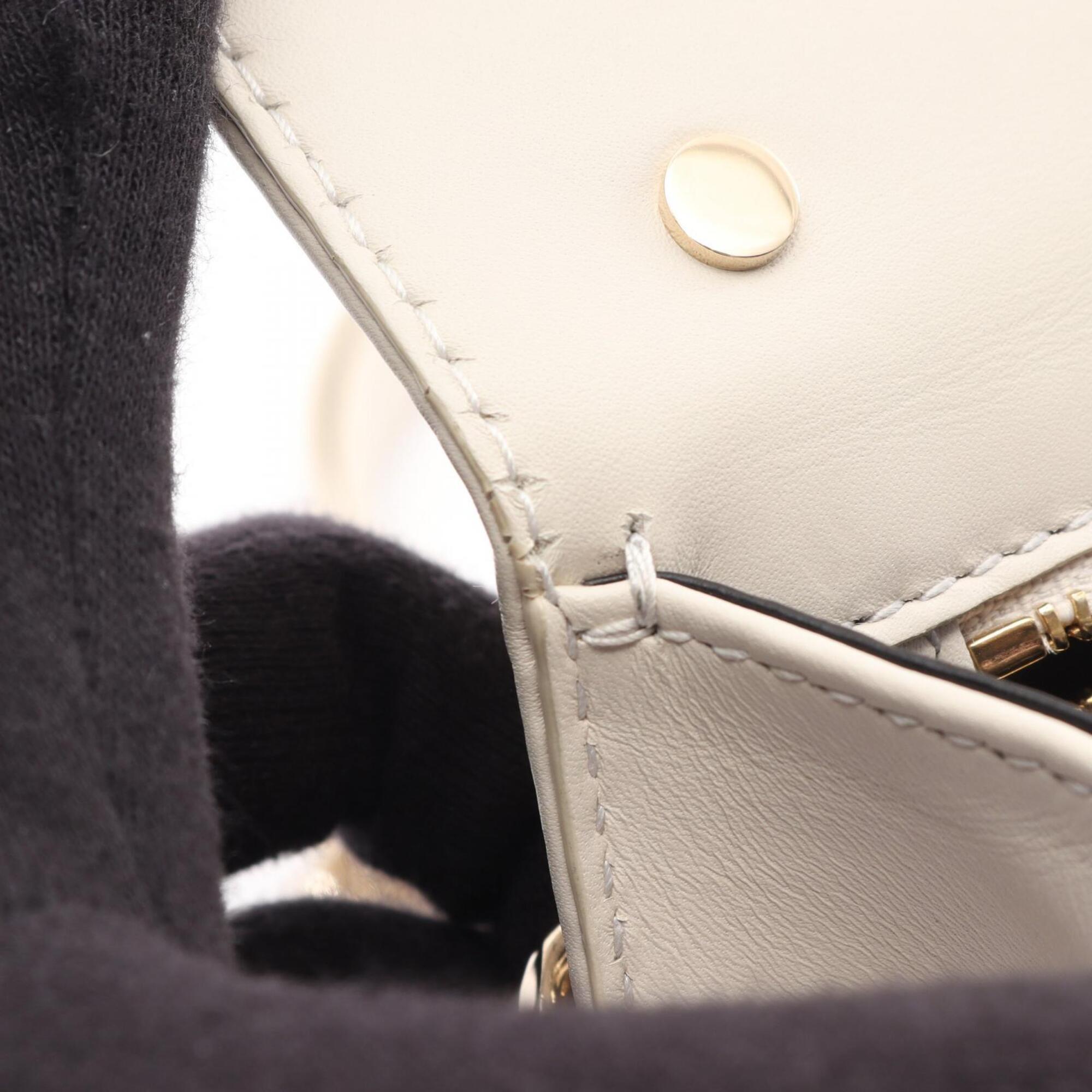 Bvlgari White Leather Handbag Shoulder Bag (Pre-Owned)