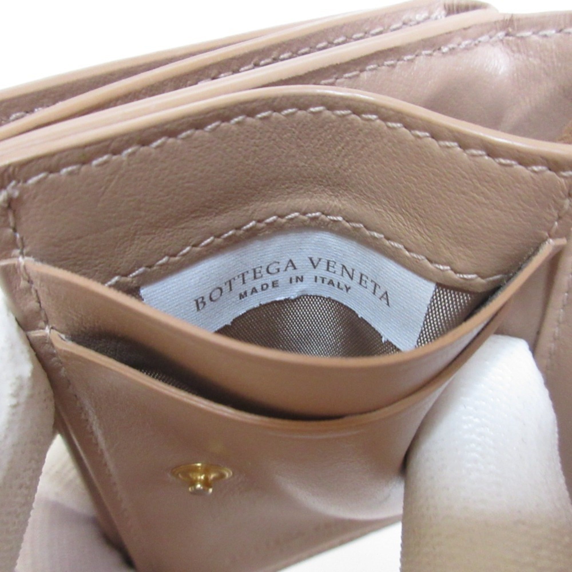 Bottega Veneta Beige Leather Wallet (Tri-Fold) (Pre-Owned)