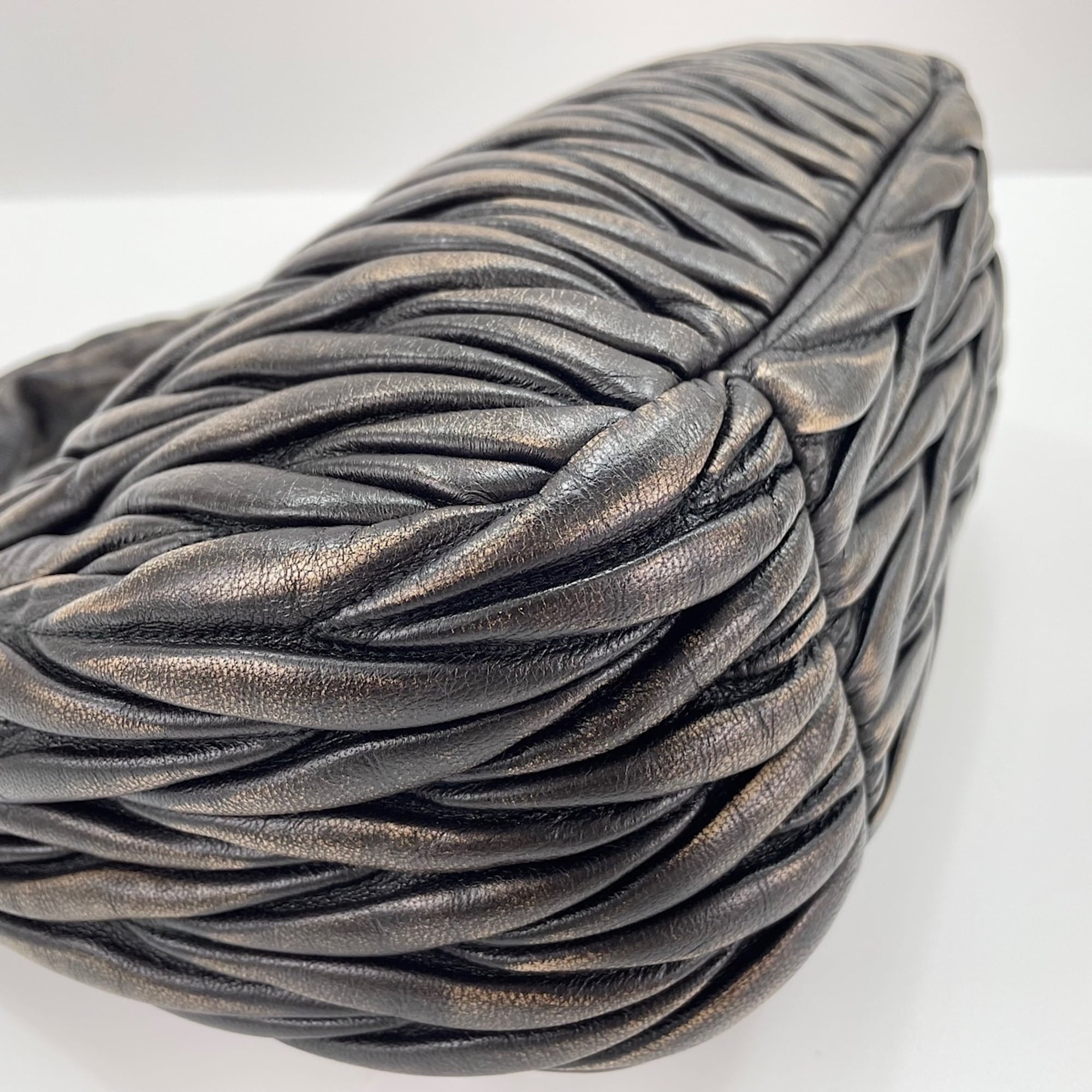 Miu Miu Brown Leather Handbag (Pre-Owned)