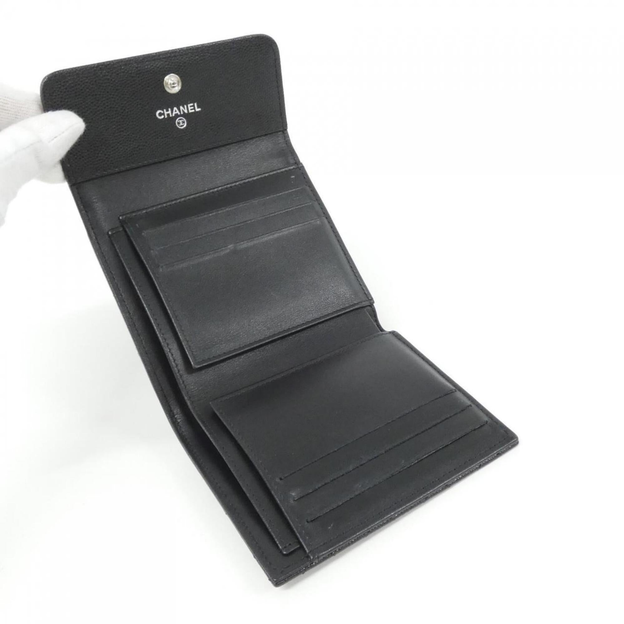 Chanel Black Grained Calfskin Wallet (Tri-Fold) (Pre-Owned)