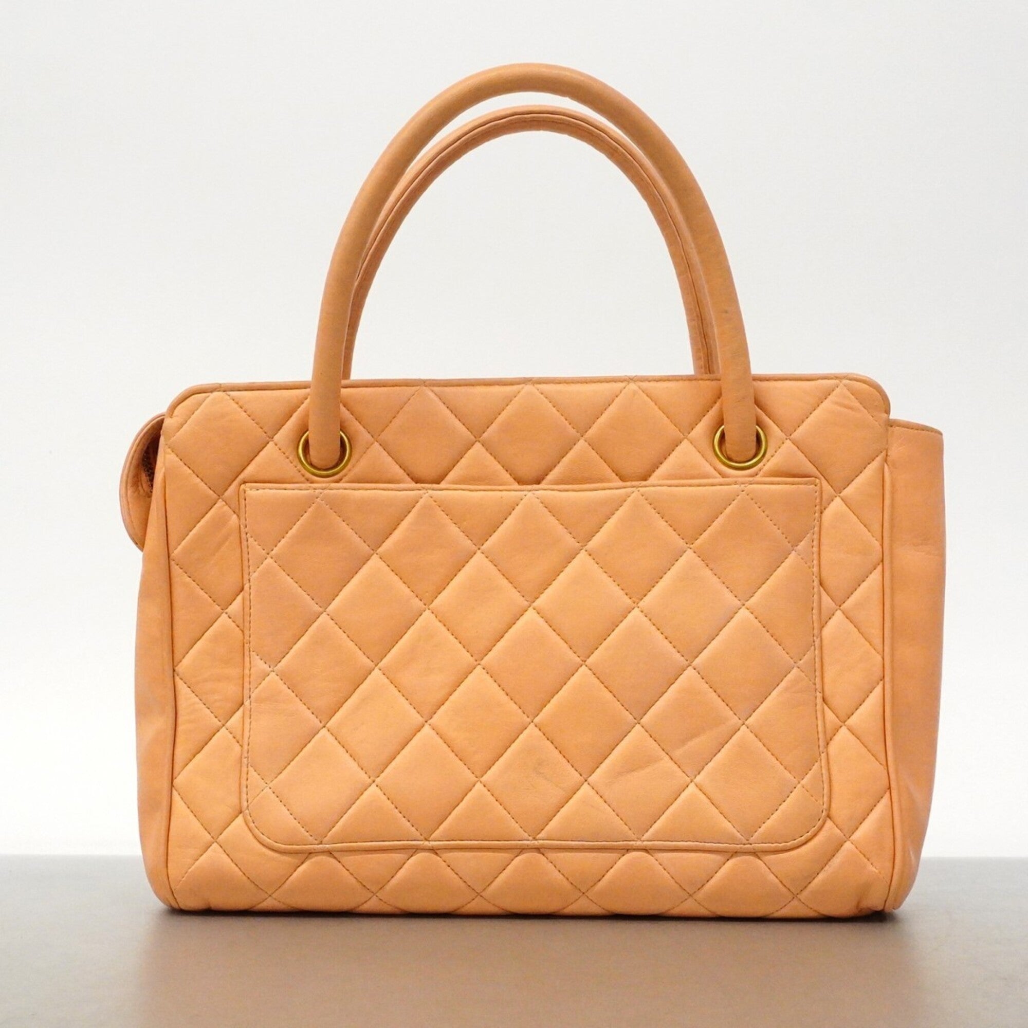 Chanel Beige Leather Handbag (Pre-Owned)