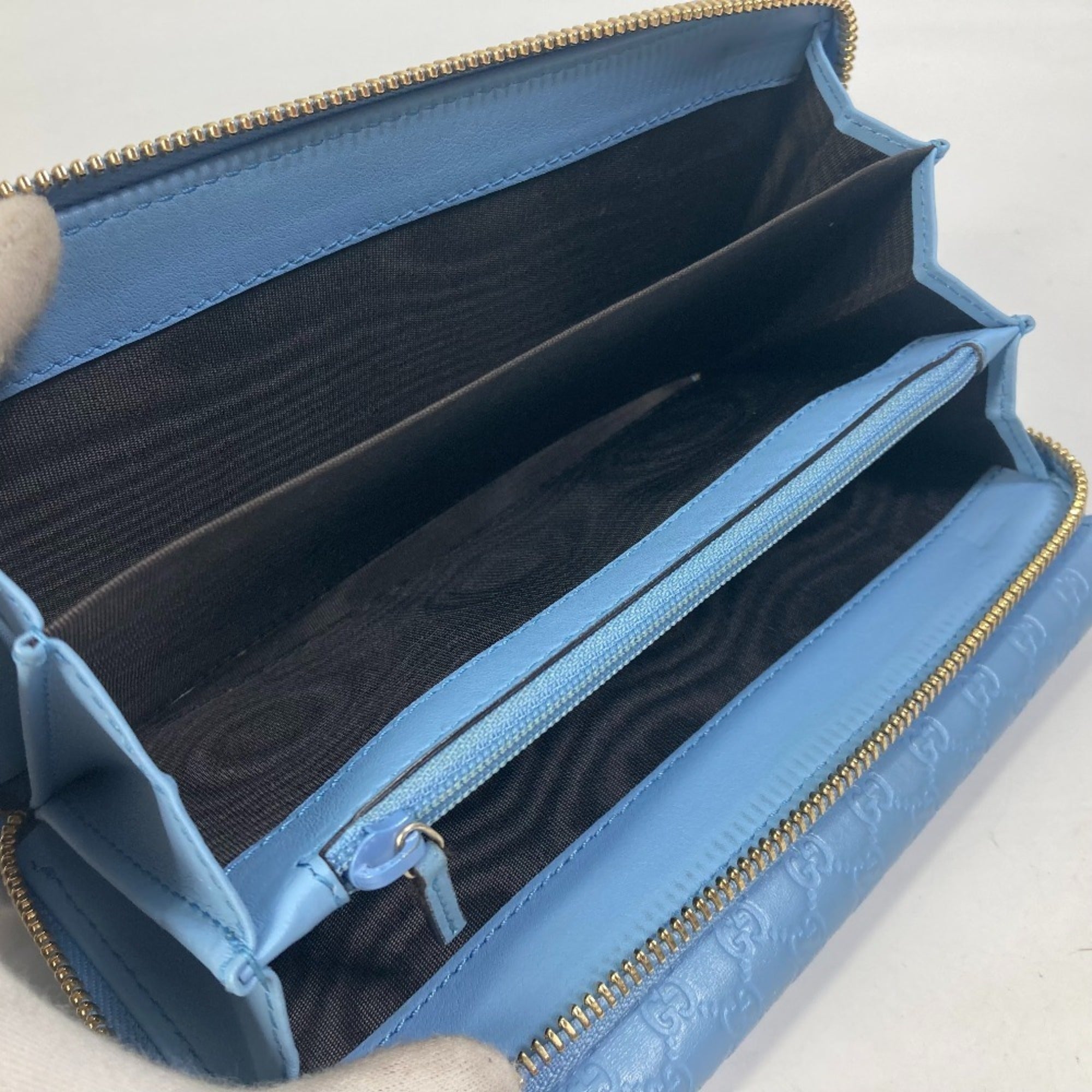 Gucci Light Blue Leather Long Wallet (Bi-Fold) (Pre-Owned)