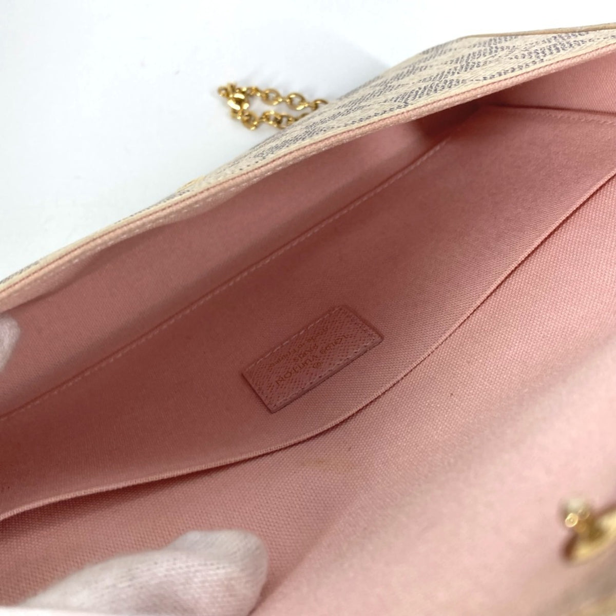 Louis Vuitton Pink Rose Ballerine White Damier Azur Chain/Shoulder Wallet (Pre-Owned)
