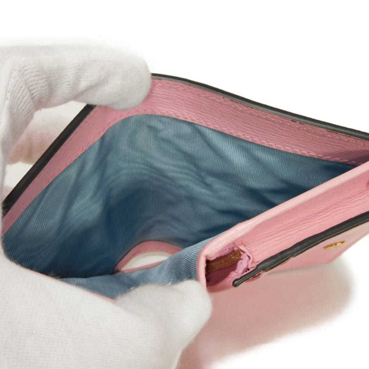 Gucci Light Pink Pink Wallet (Bi-Fold) (Pre-Owned)