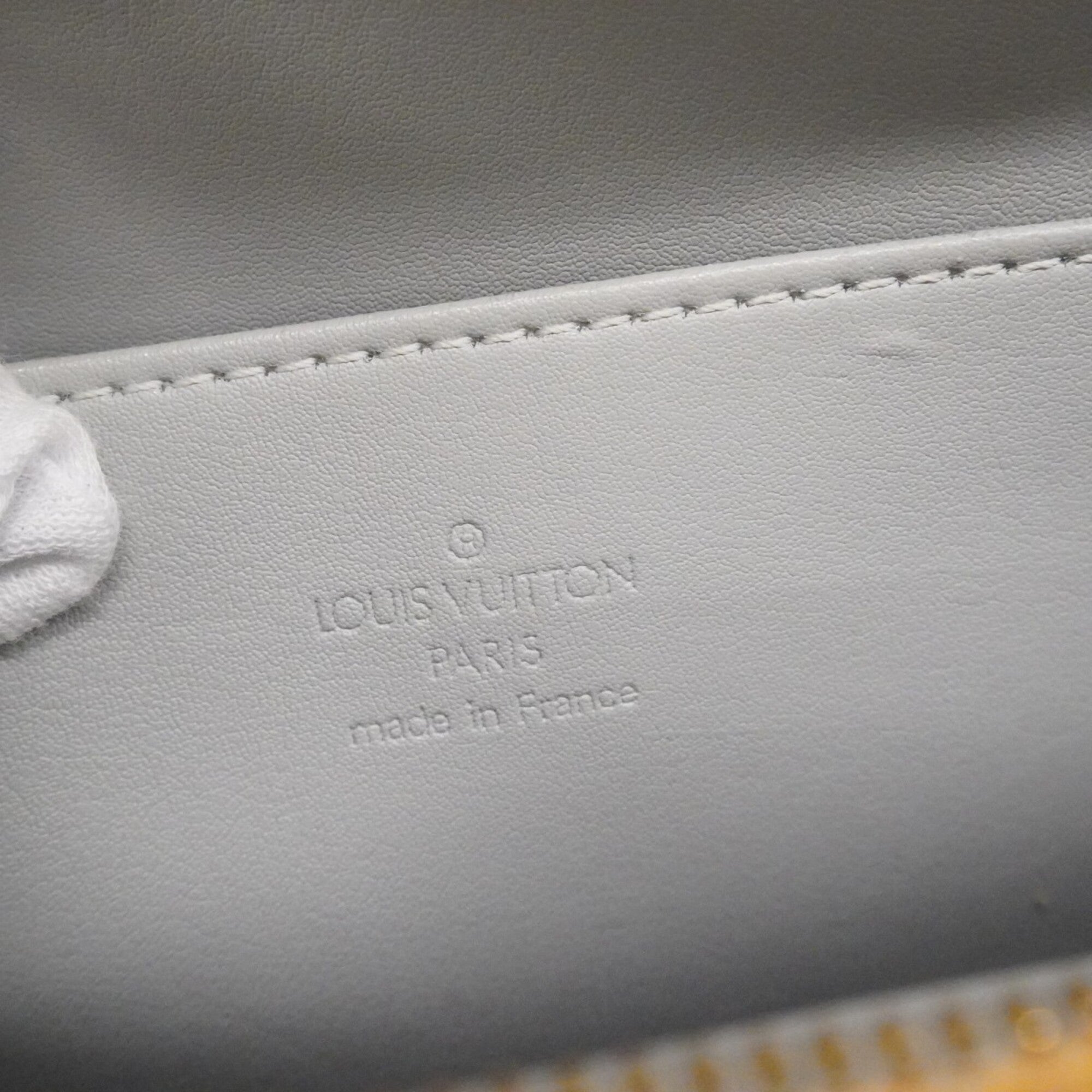 Louis Vuitton Gris Backpack (Pre-Owned)